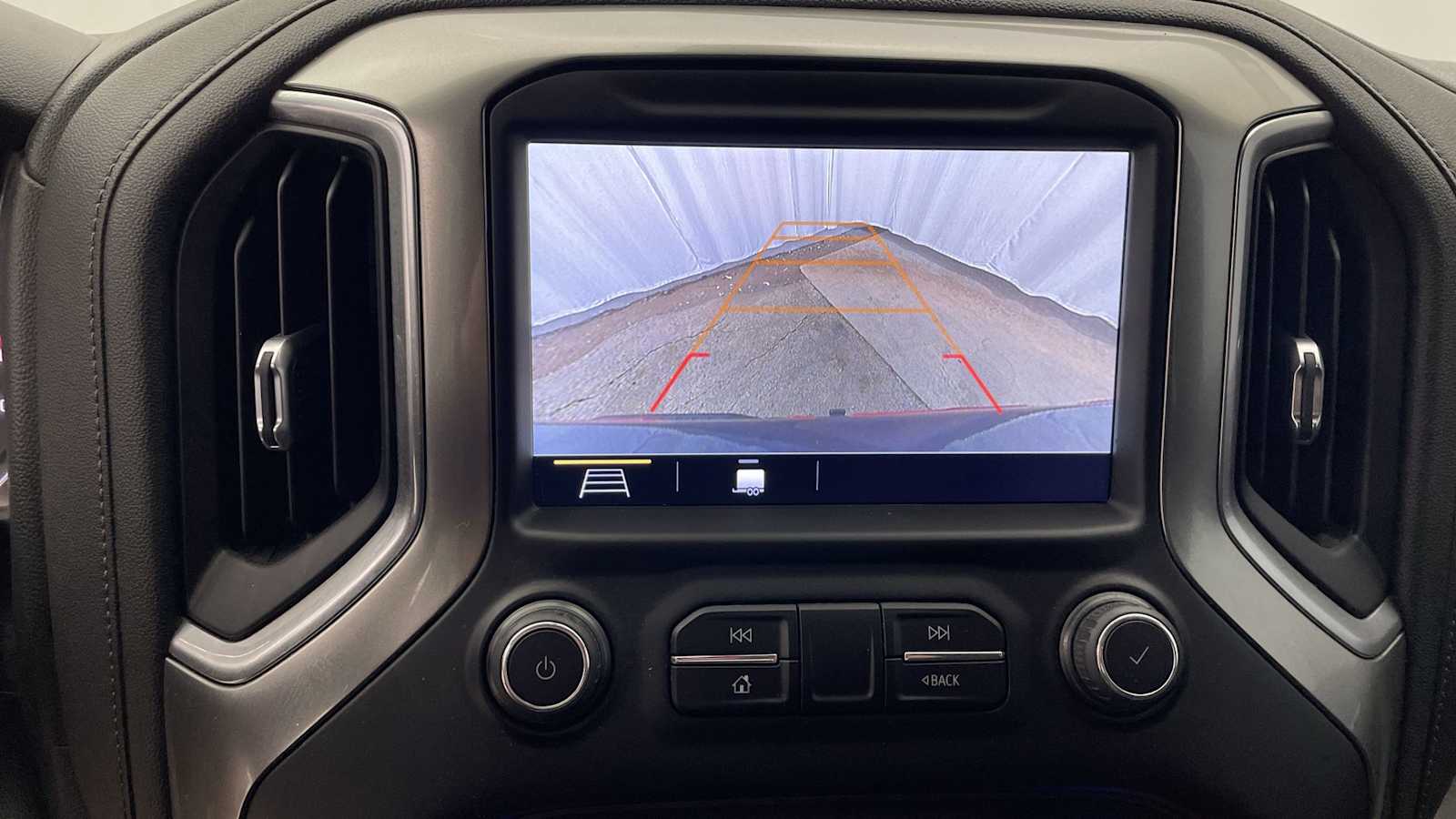 Thumbnail: 2019 Chevrolet Silverado 1500 - 4