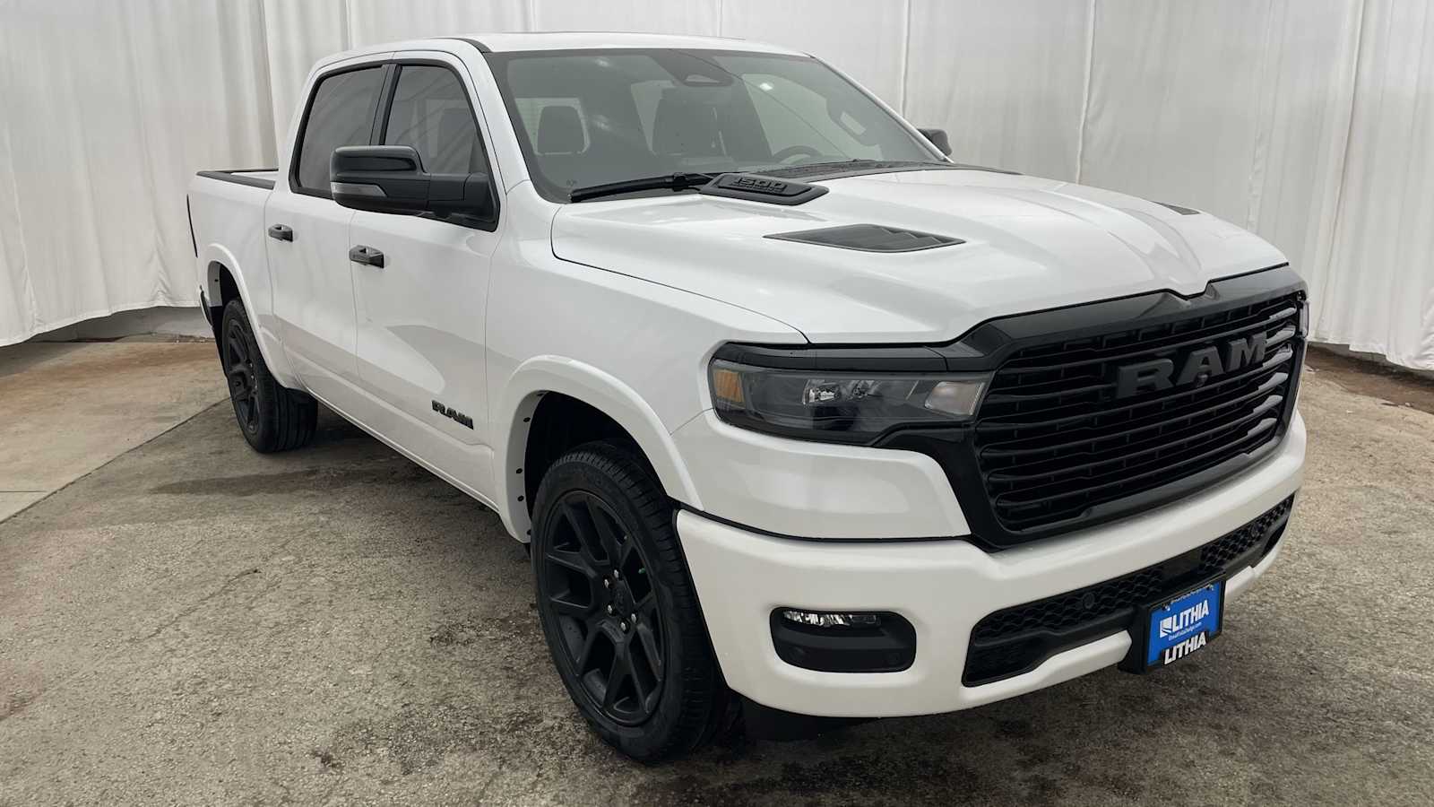Thumbnail: 2026 RAM 1500 - 38