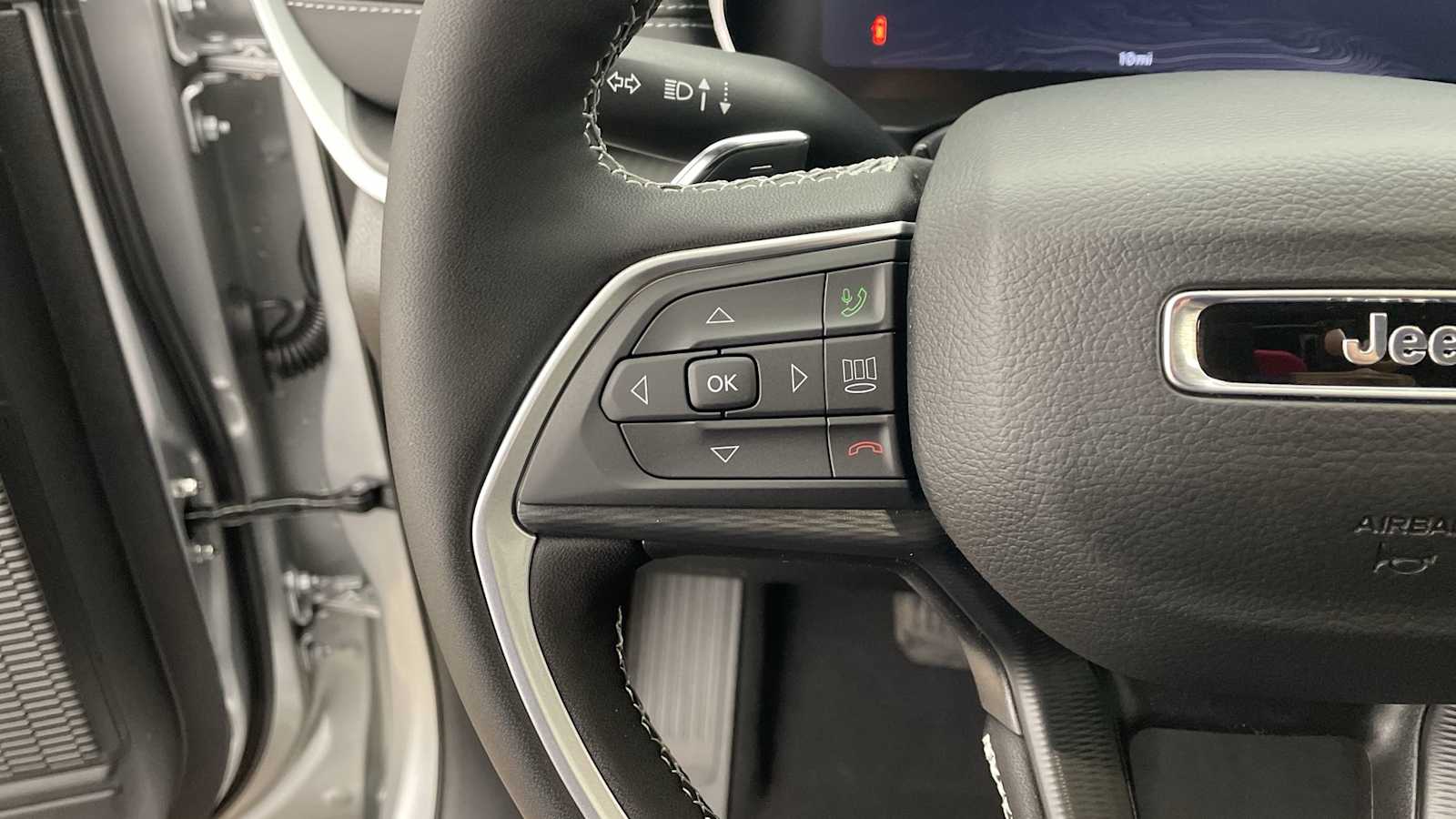 Thumbnail: 2025 Jeep Grand Cherokee - 13