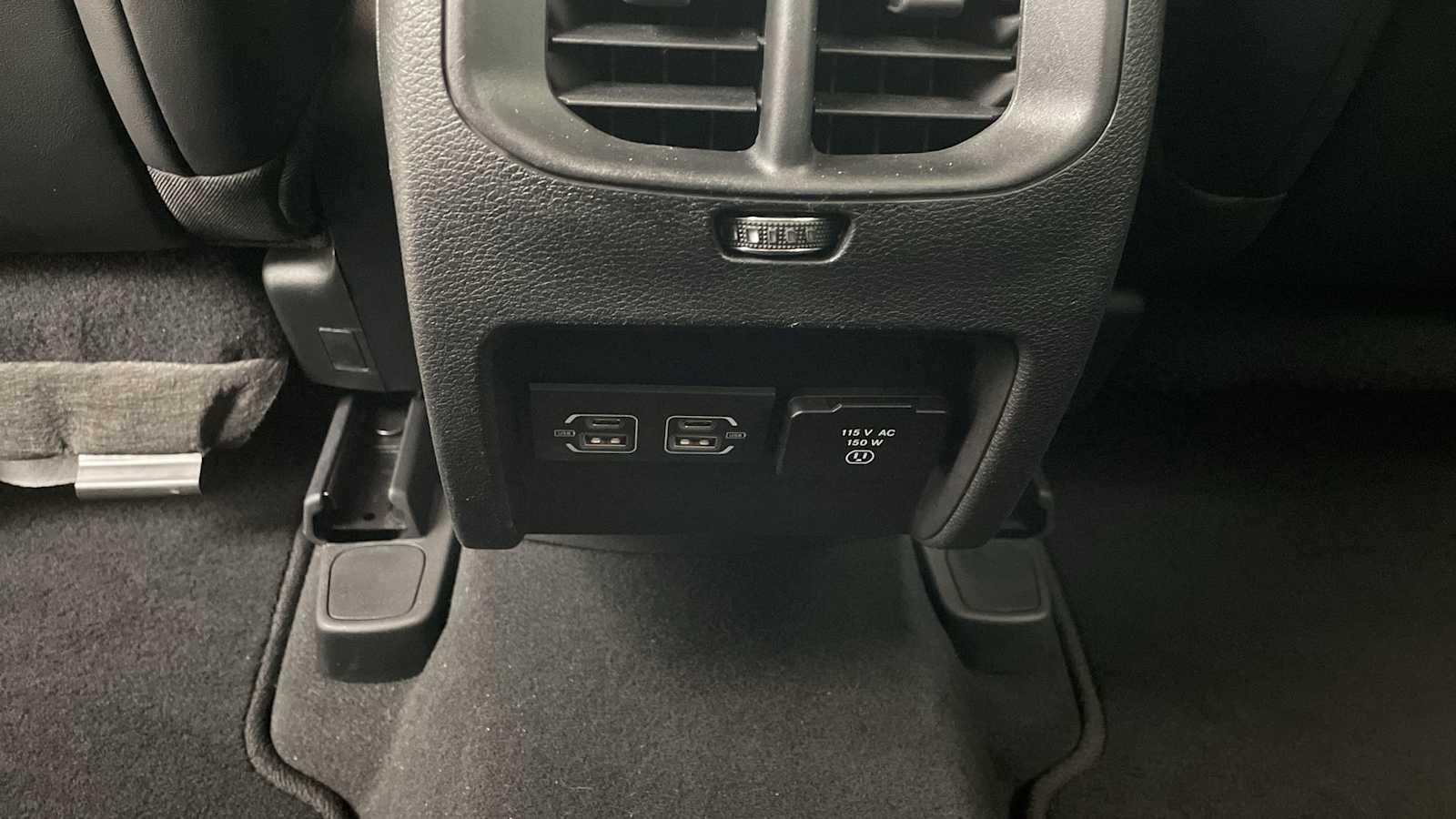 Thumbnail: 2022 Jeep Cherokee - 26