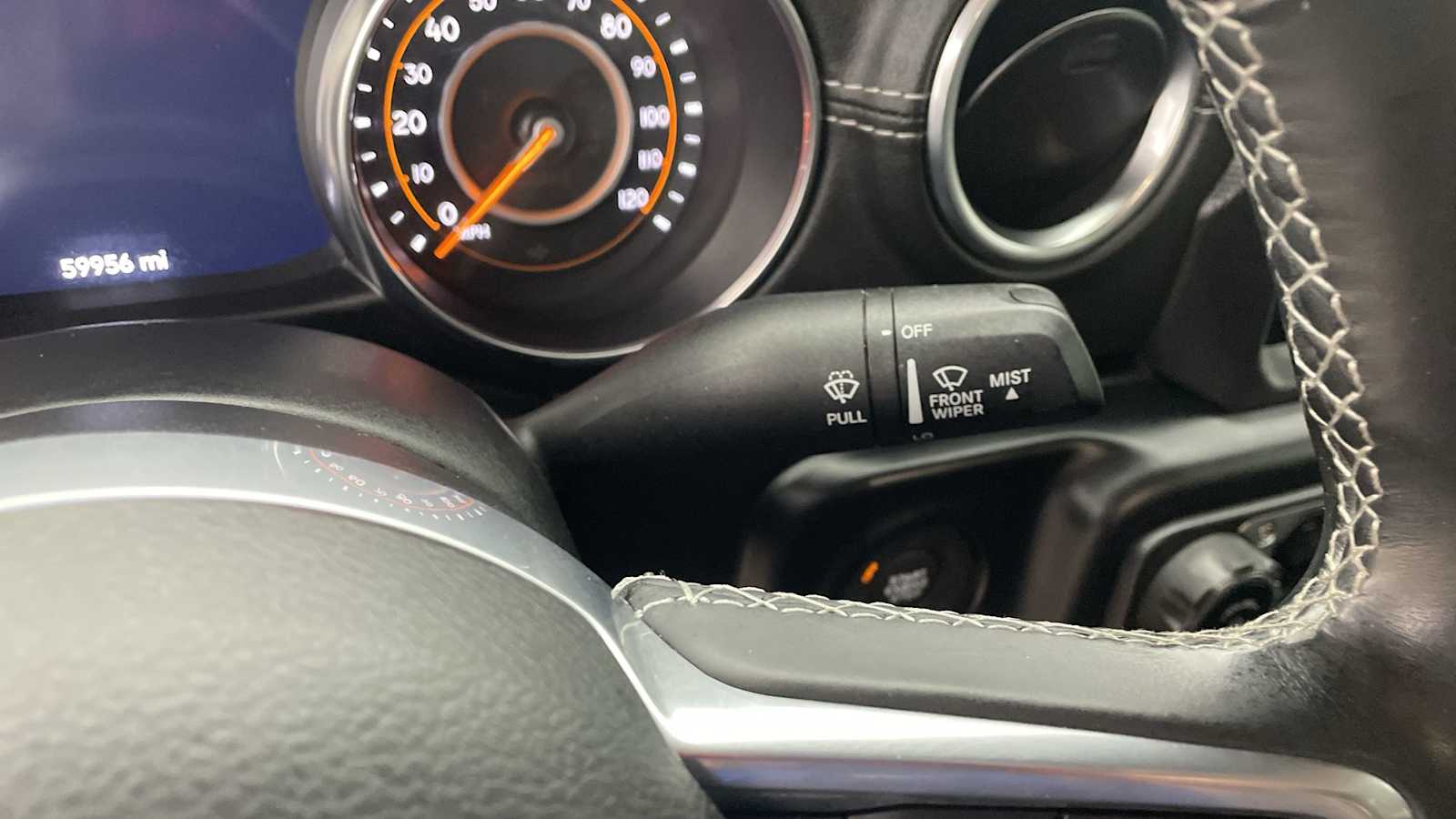 Thumbnail: 2020 Jeep Gladiator - 16