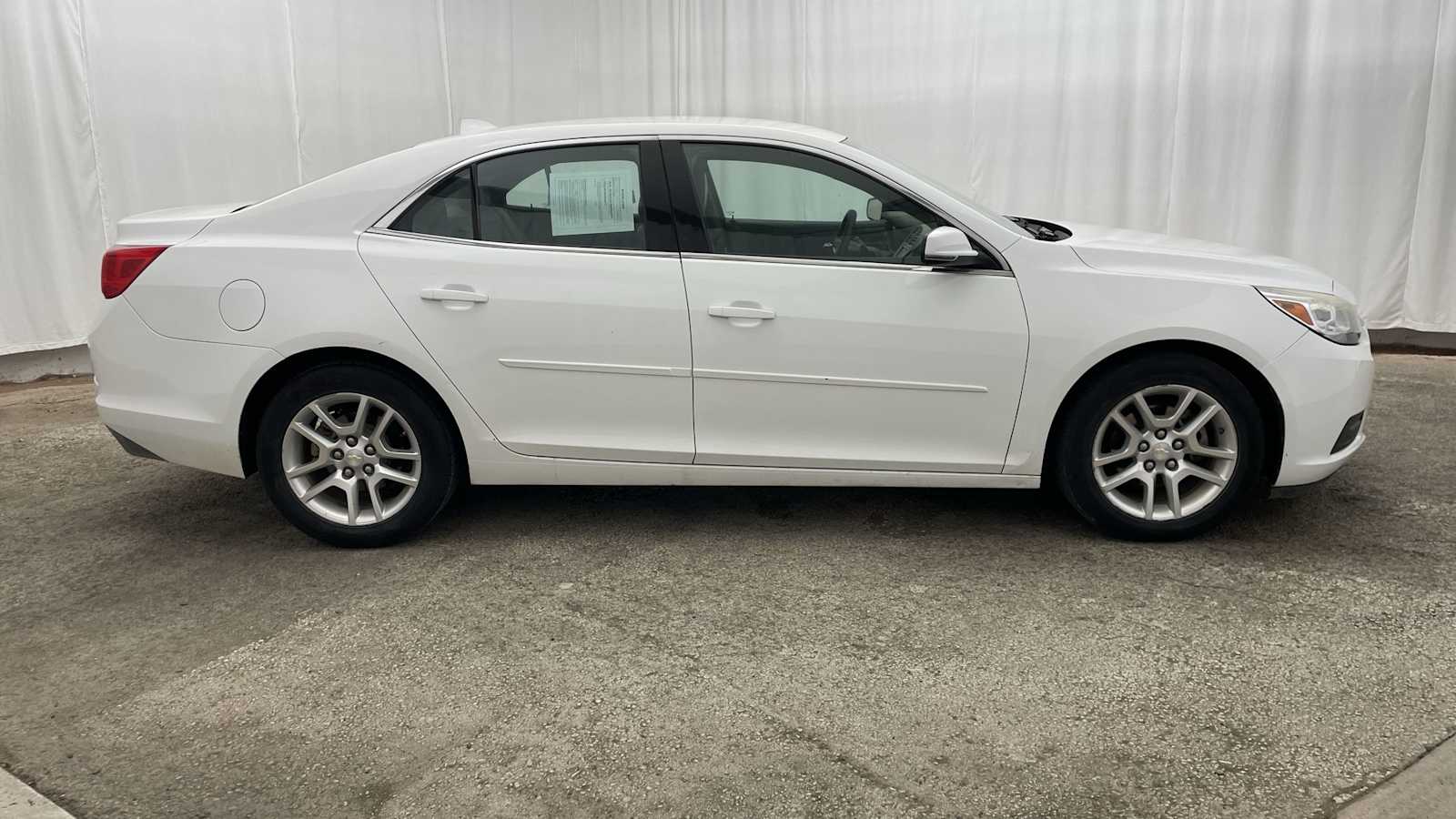 Thumbnail: 2014 Chevrolet Malibu - 7