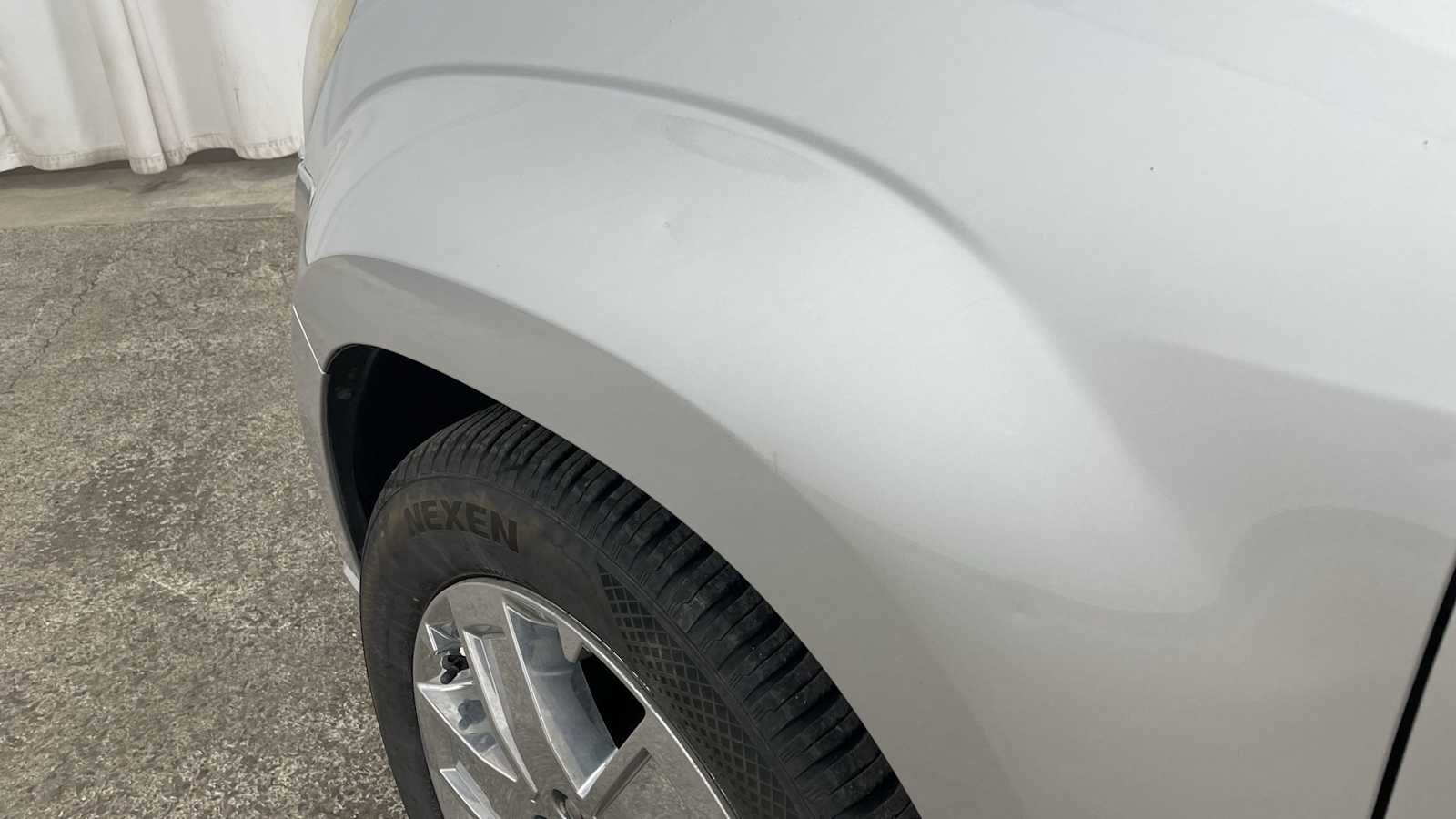 Thumbnail: 2015 GMC Acadia - 45