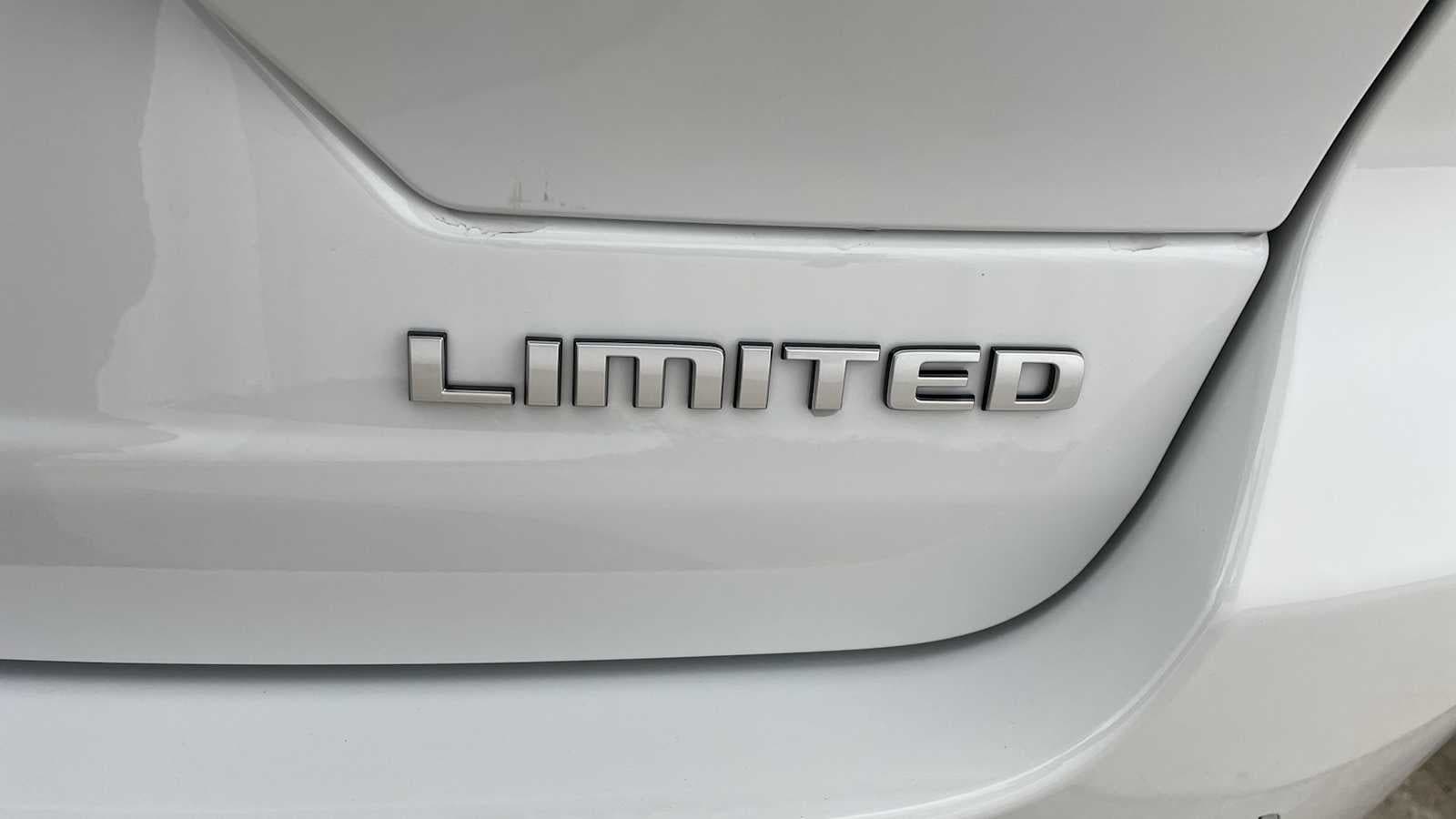 Thumbnail: 2026 Jeep Grand Cherokee - 28