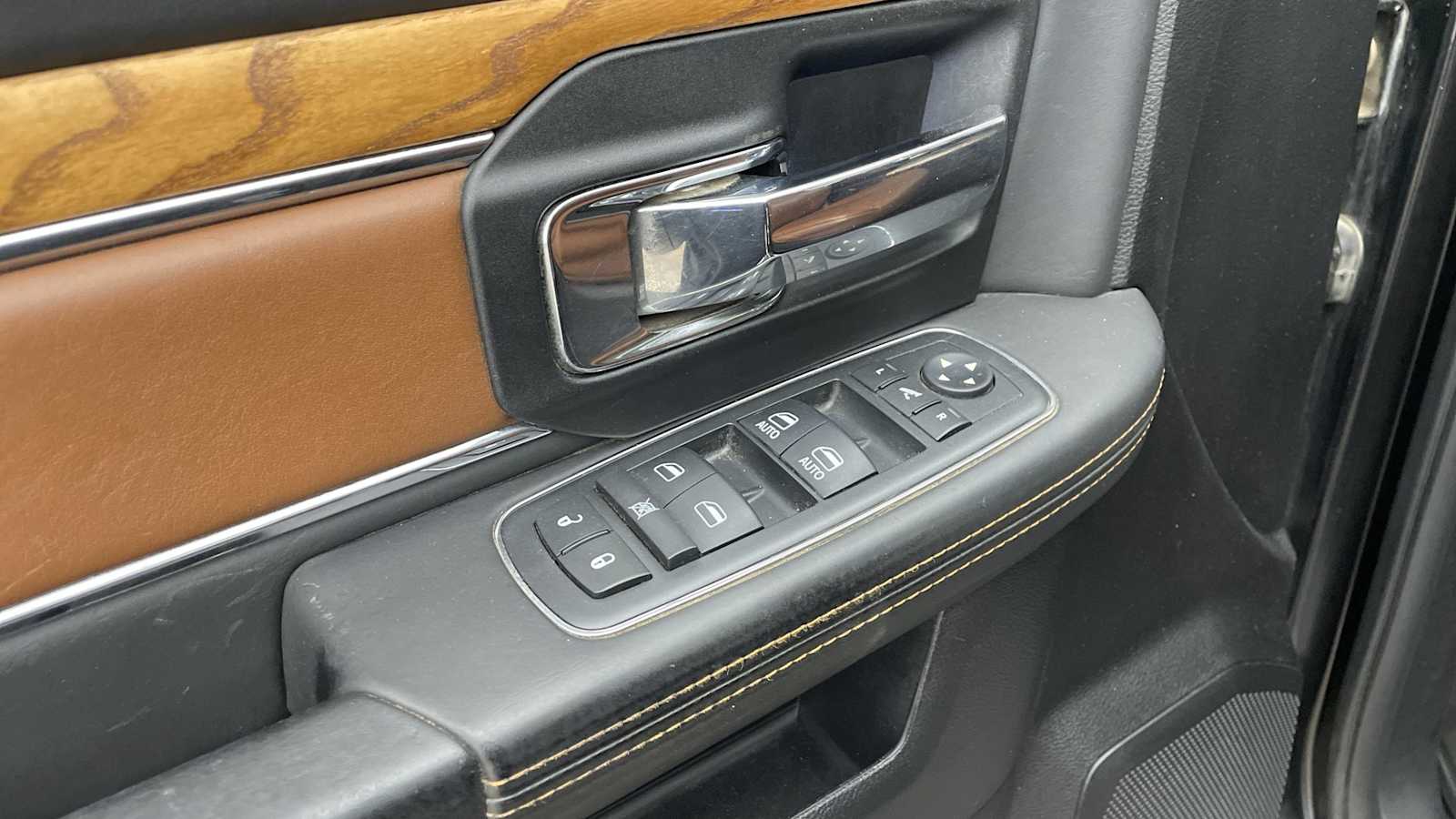 Thumbnail: 2016 RAM 2500 - 7