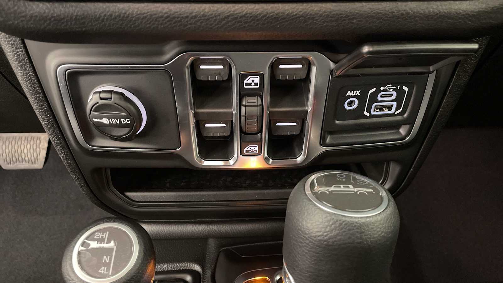 Thumbnail: 2026 Jeep Gladiator - 20