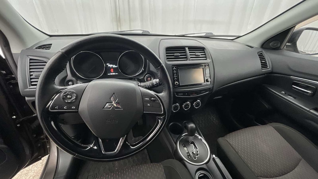 Used 2016 Mitsubishi Outlander Sport 2.4 SE SUV