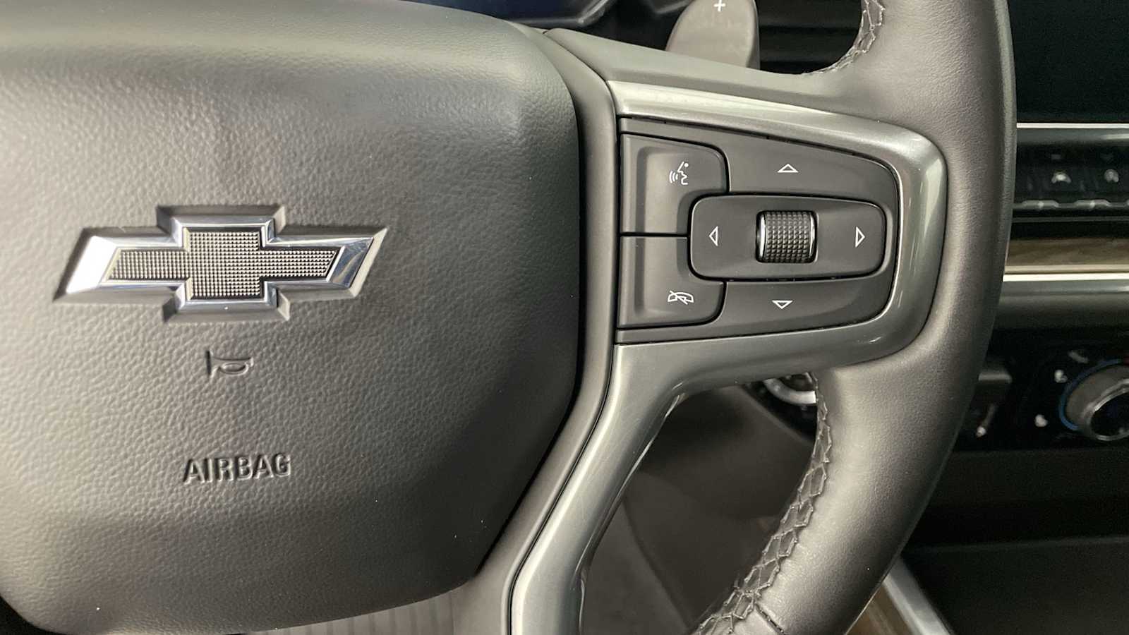 Thumbnail: 2023 Chevrolet Silverado 1500 - 14