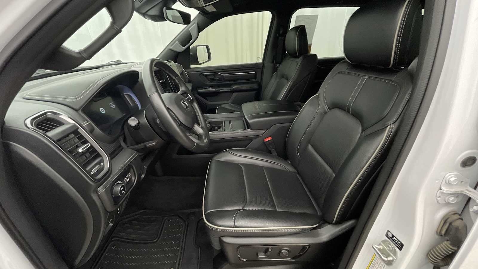 Thumbnail: 2023 RAM 1500 - 6