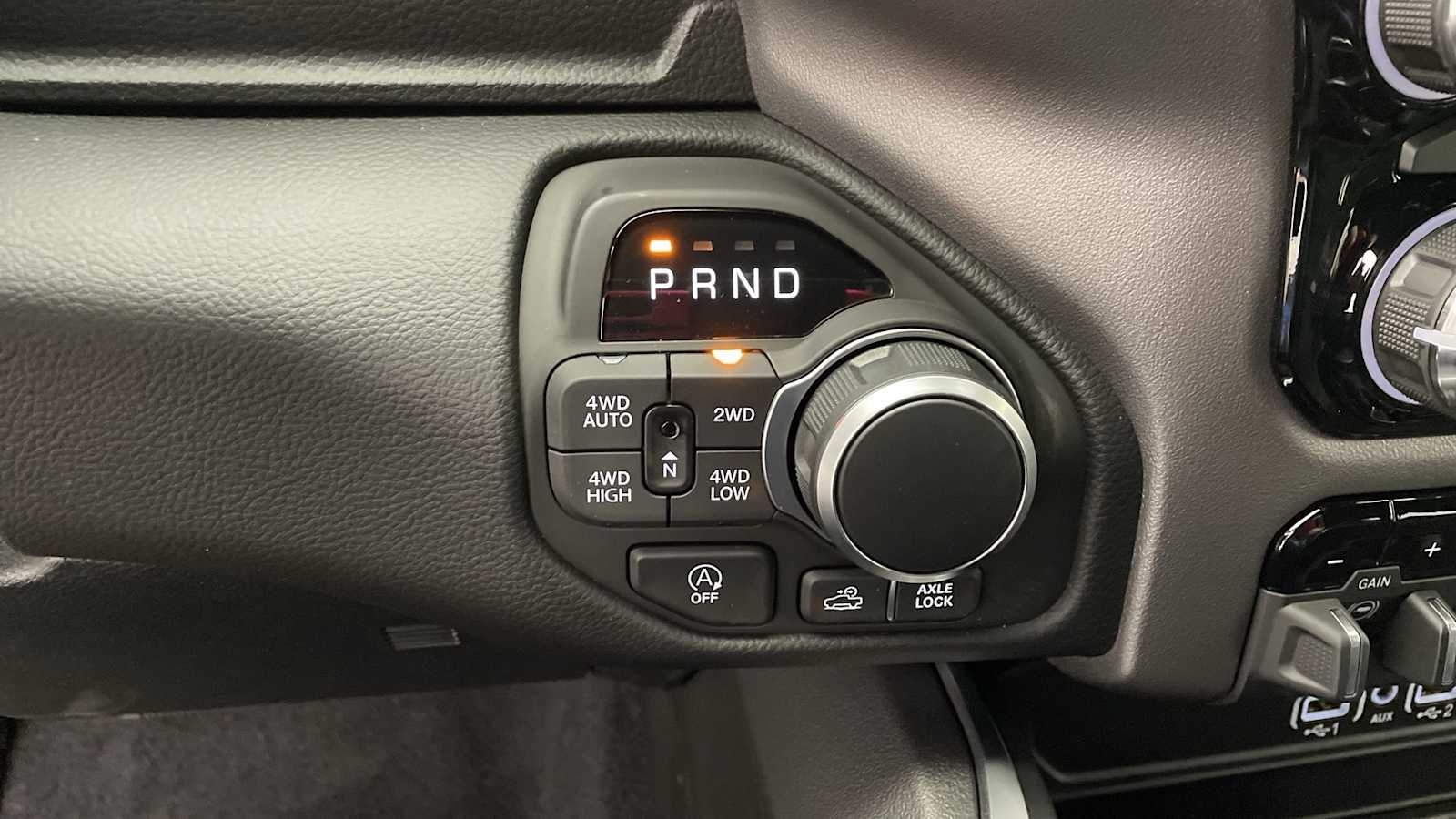 Thumbnail: 2026 RAM 1500 - 18