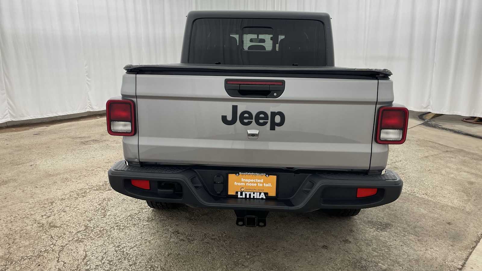 Thumbnail: 2020 Jeep Gladiator - 33