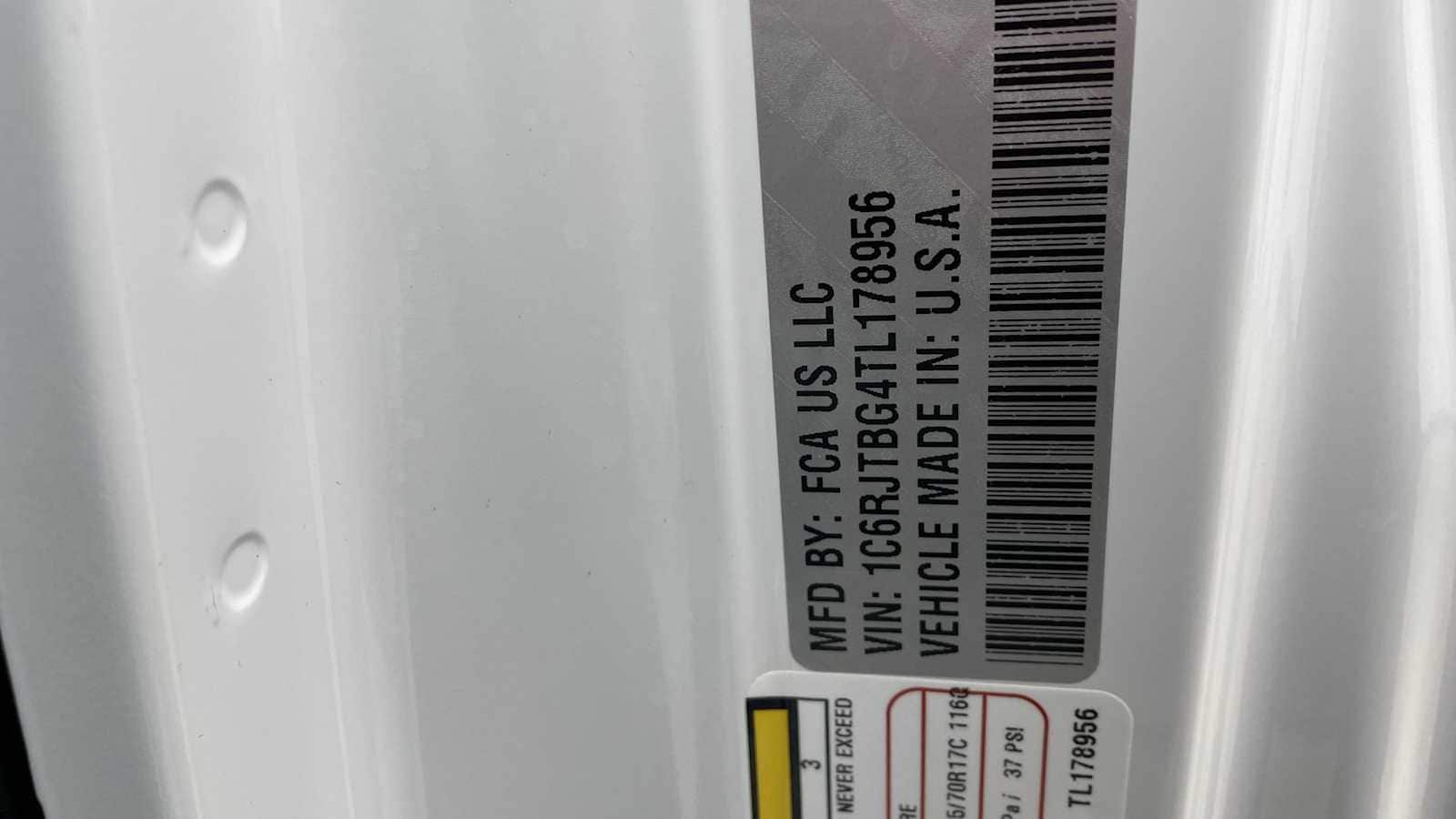 Thumbnail: 2026 Jeep Gladiator - 30