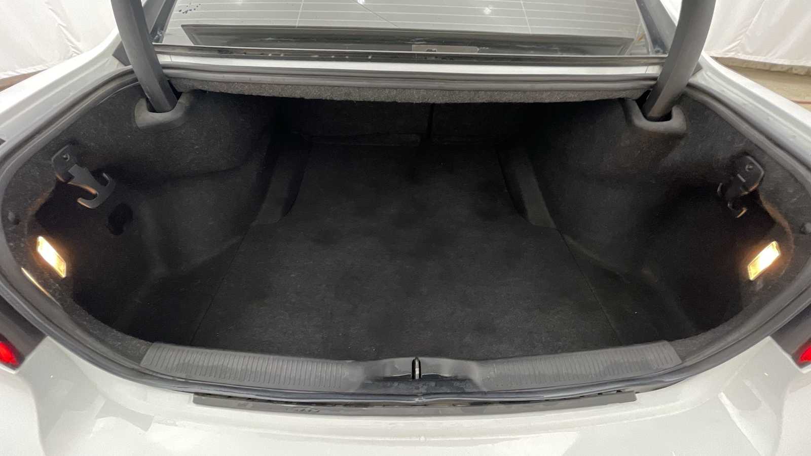 Thumbnail: 2015 Dodge Charger - 29