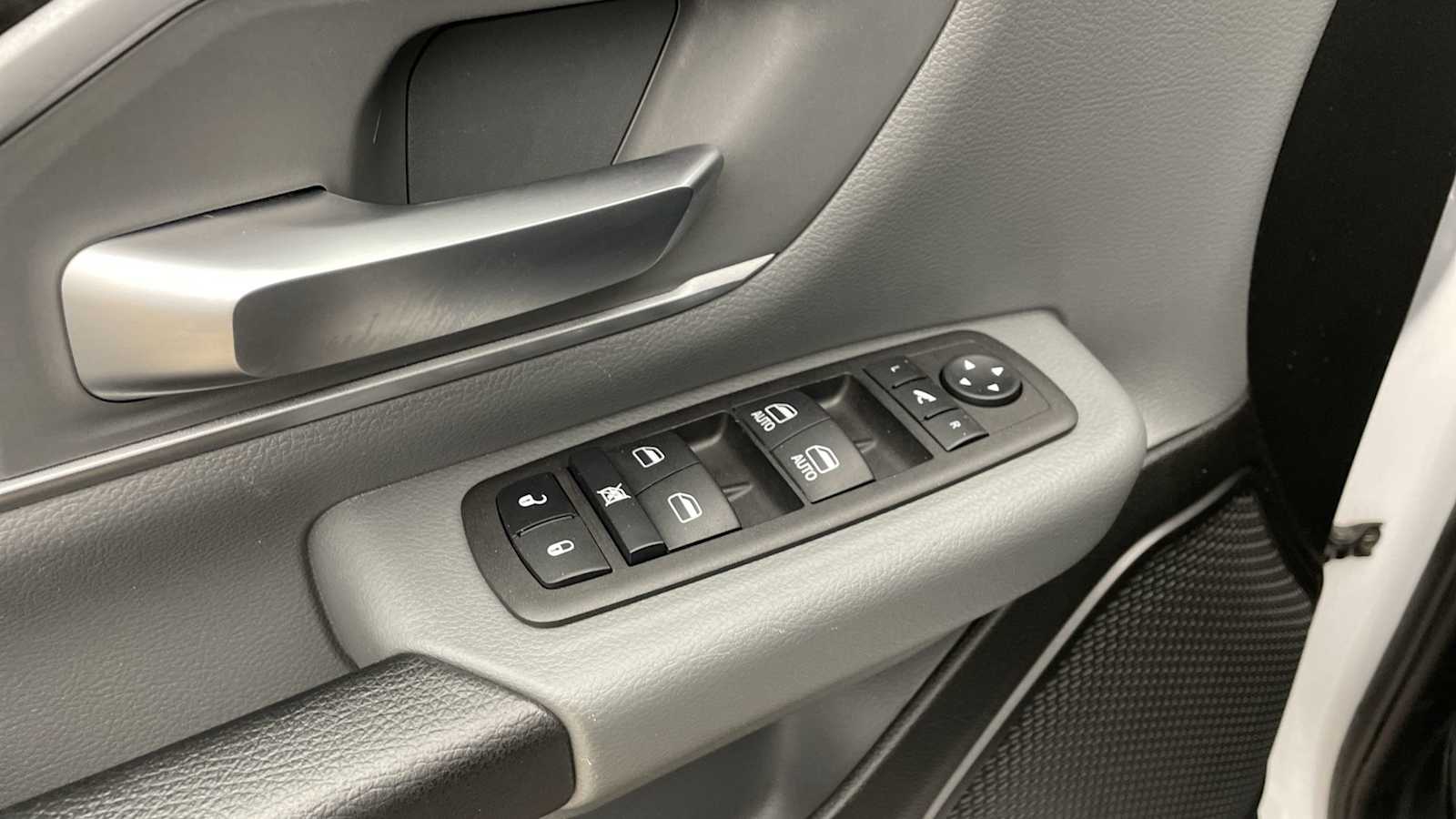 Thumbnail: 2023 RAM 1500 - 6