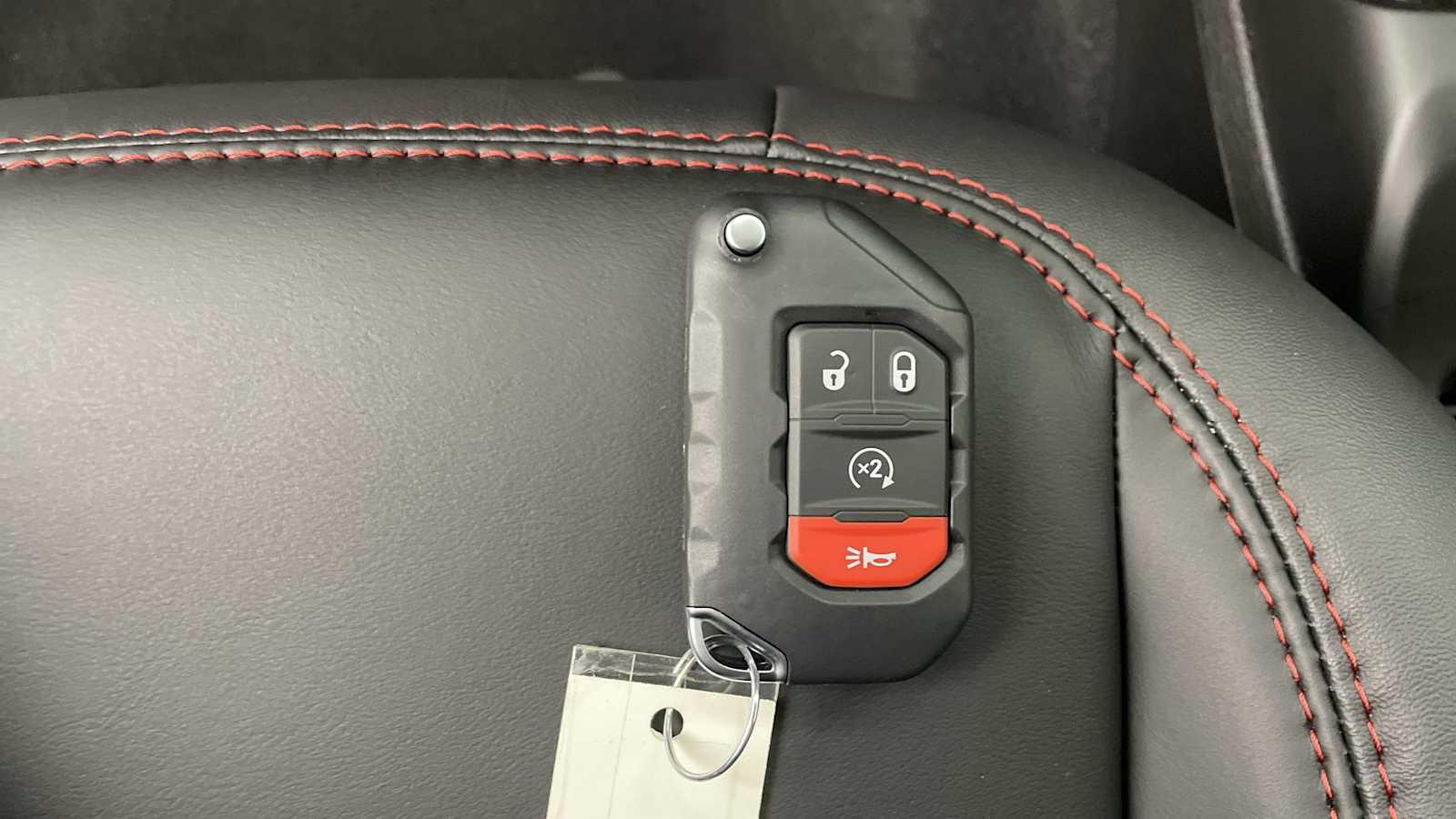 Thumbnail: 2026 Jeep Gladiator - 23