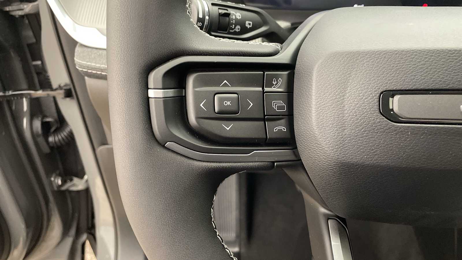 Thumbnail: 2026 Jeep Cherokee - 12