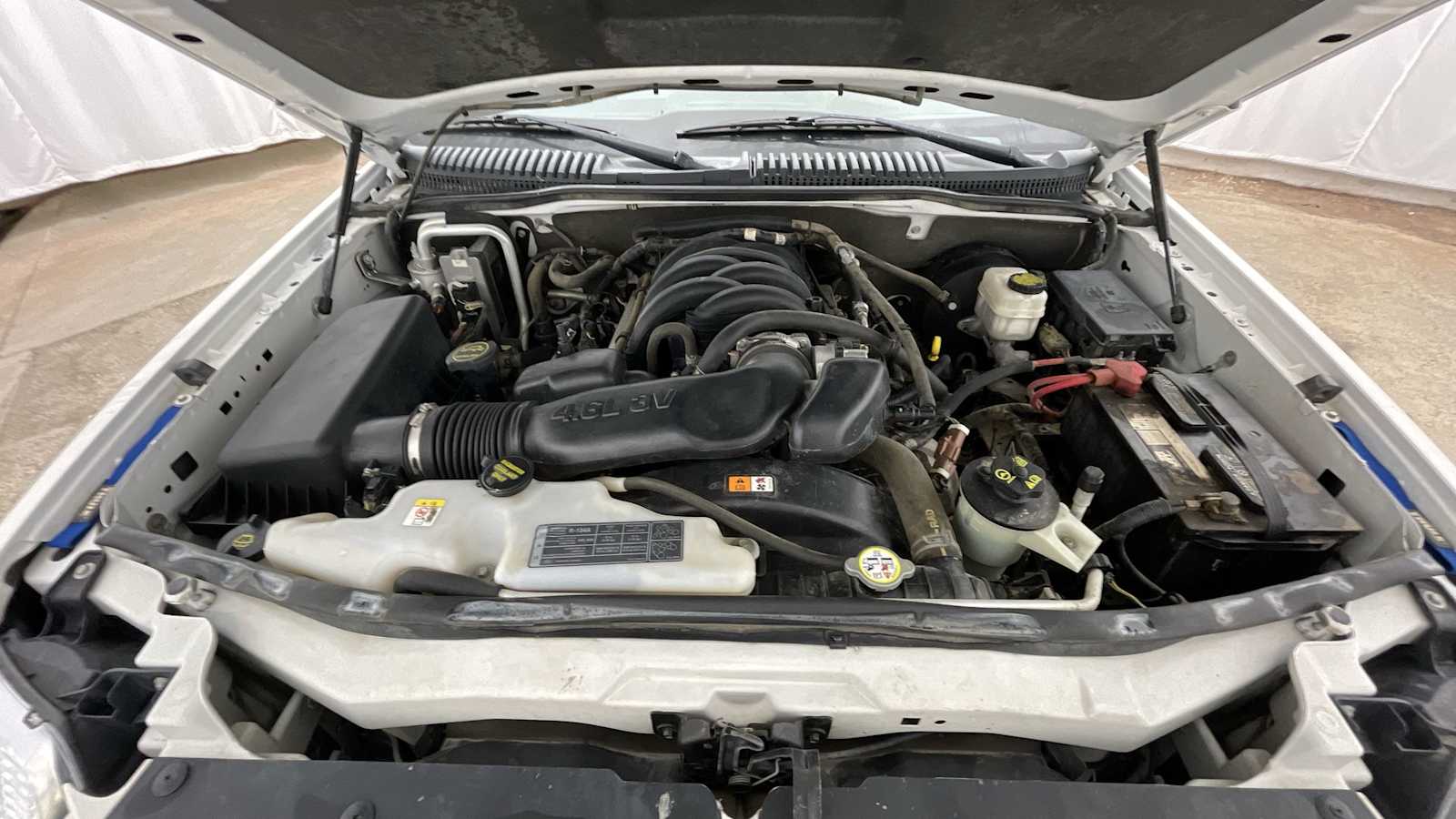 Thumbnail: 2008 Ford Explorer Sport Trac - 24