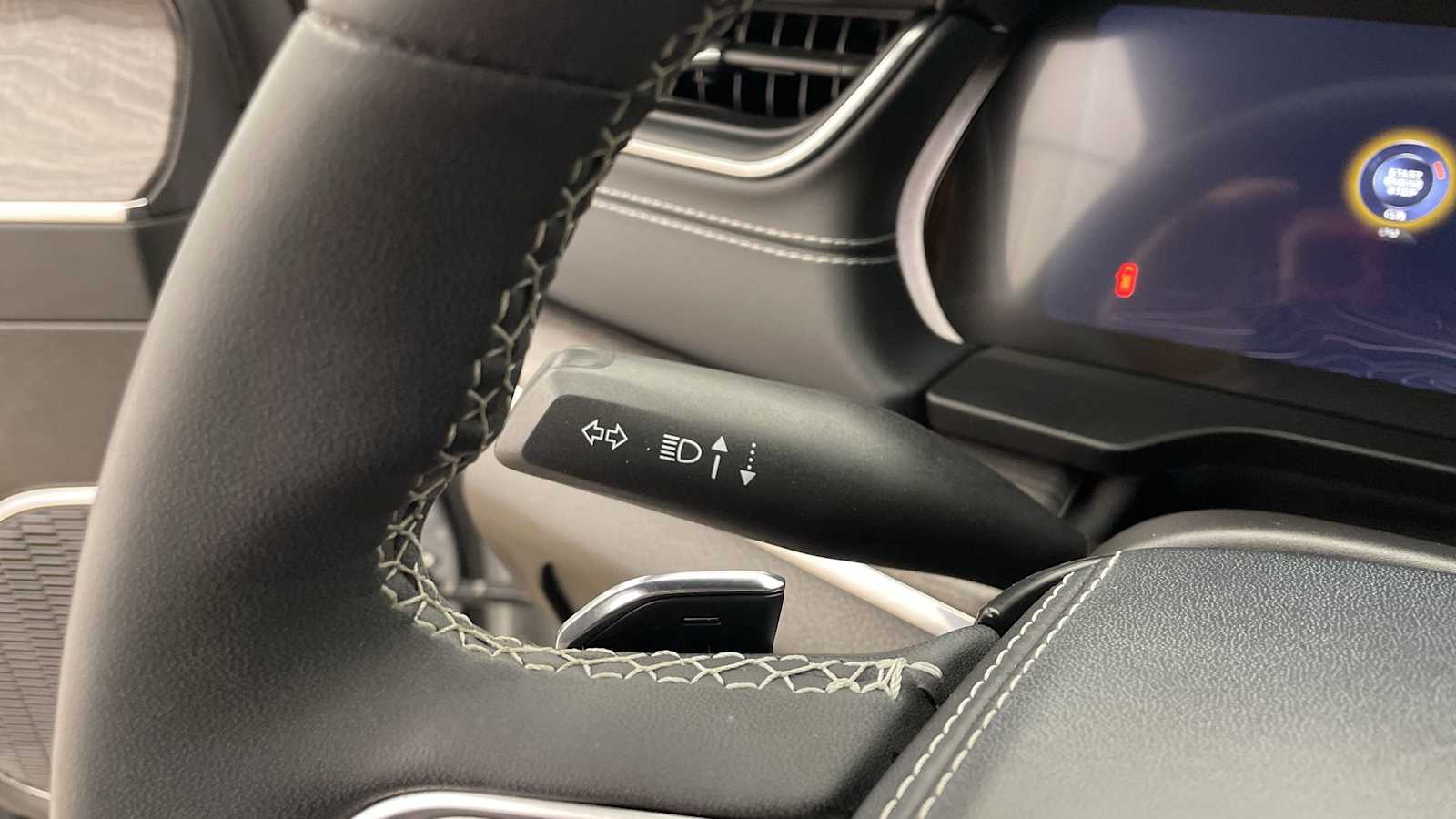 Thumbnail: 2023 Jeep Grand Cherokee - 19