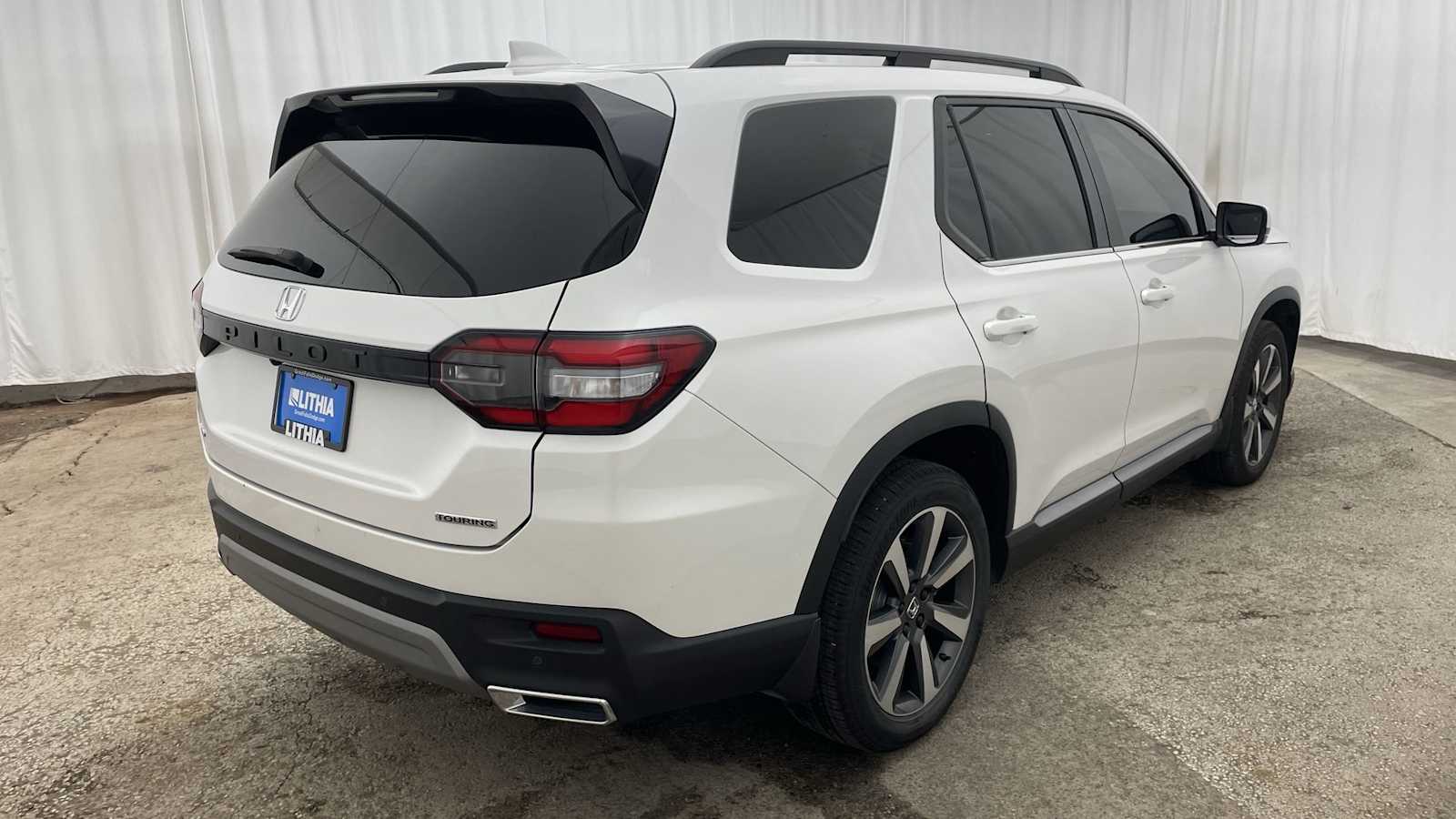 Thumbnail: 2024 Honda Pilot - 36