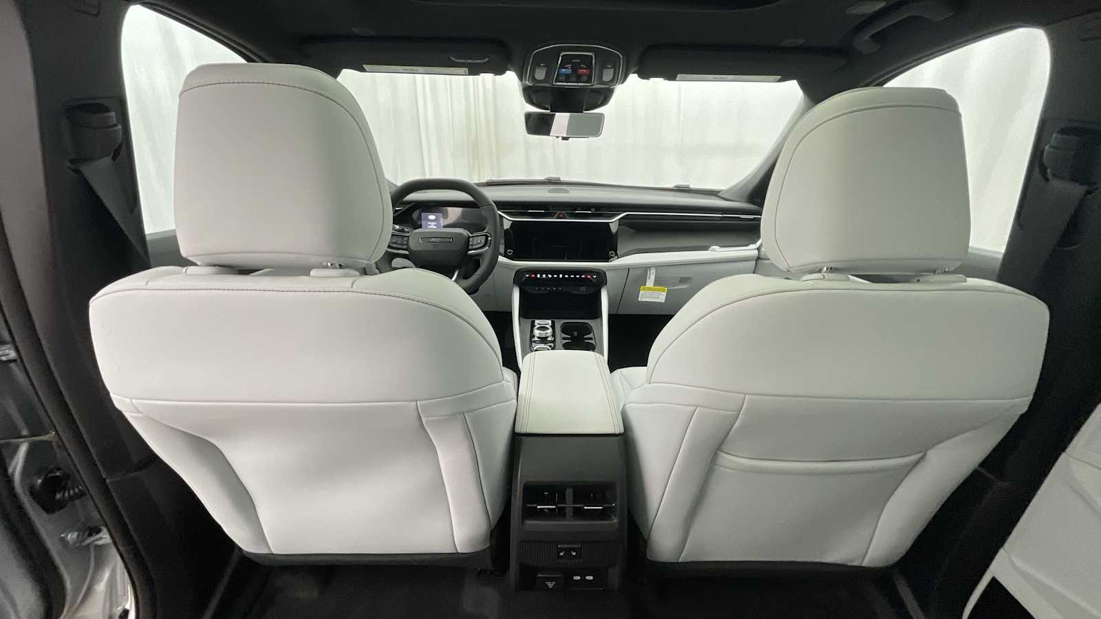 Thumbnail: 2026 Jeep Cherokee - 8