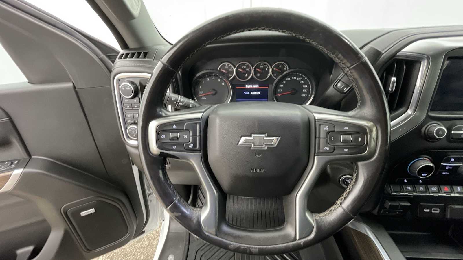 Thumbnail: 2021 Chevrolet Silverado 1500 - 11