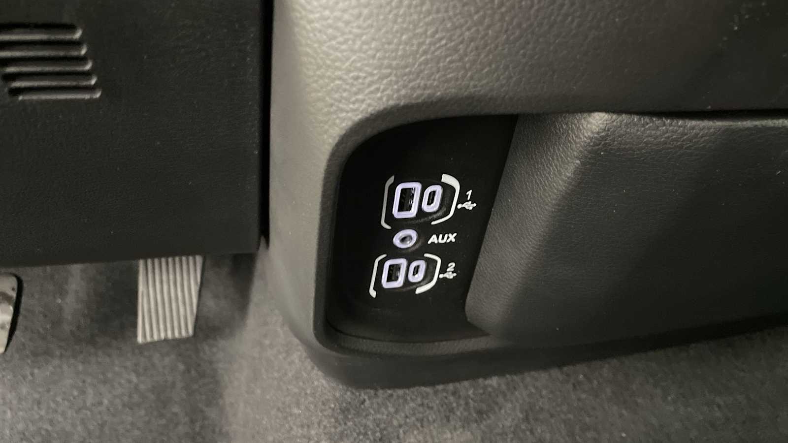 Thumbnail: 2026 RAM 1500 - 17
