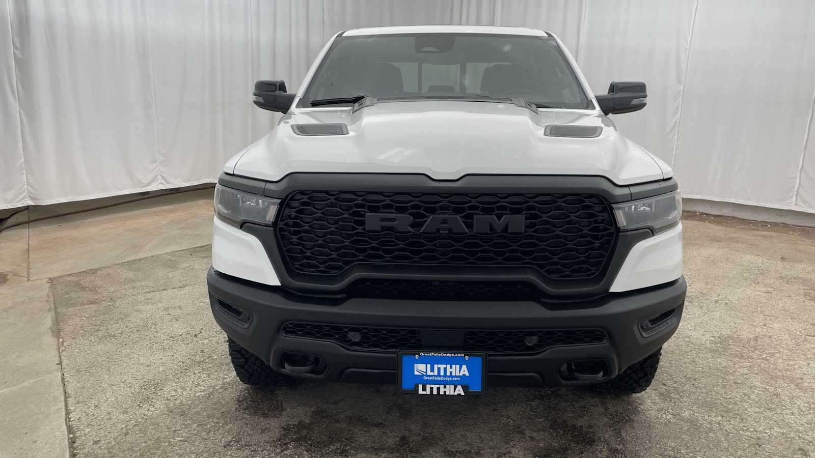 Thumbnail: 2026 RAM 1500 - 40