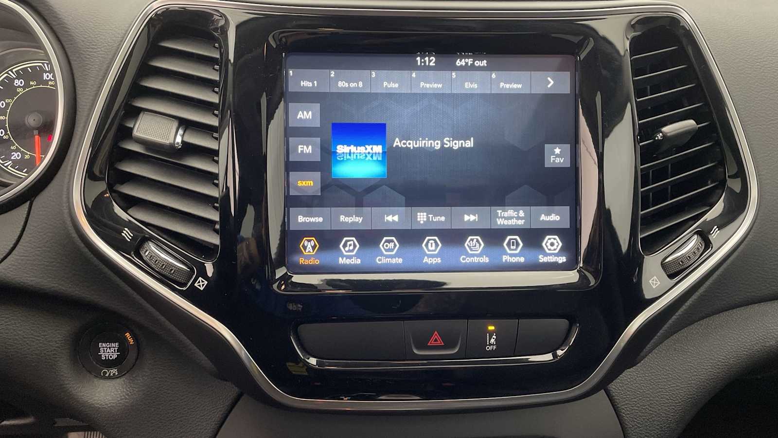 Thumbnail: 2022 Jeep Cherokee - 19