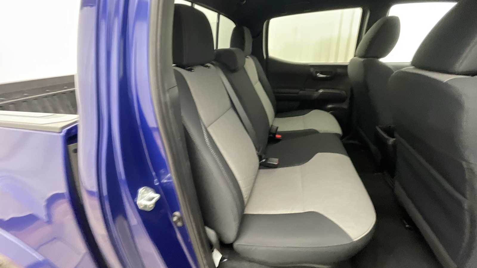 Thumbnail: 2023 Toyota Tacoma - 10