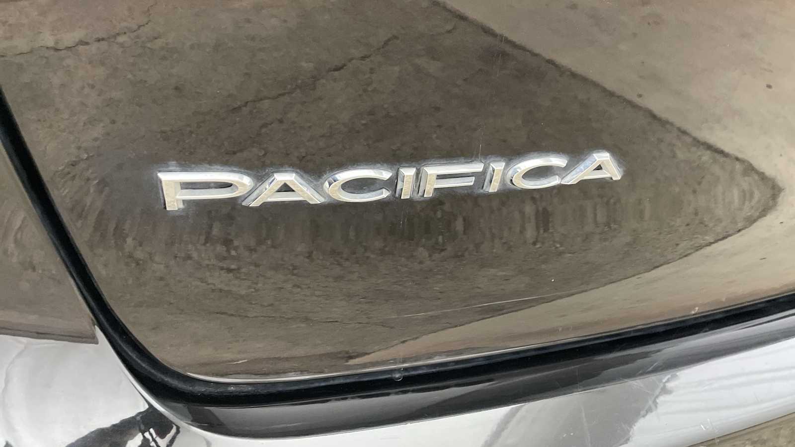 Thumbnail: 2022 Chrysler Pacifica - 40