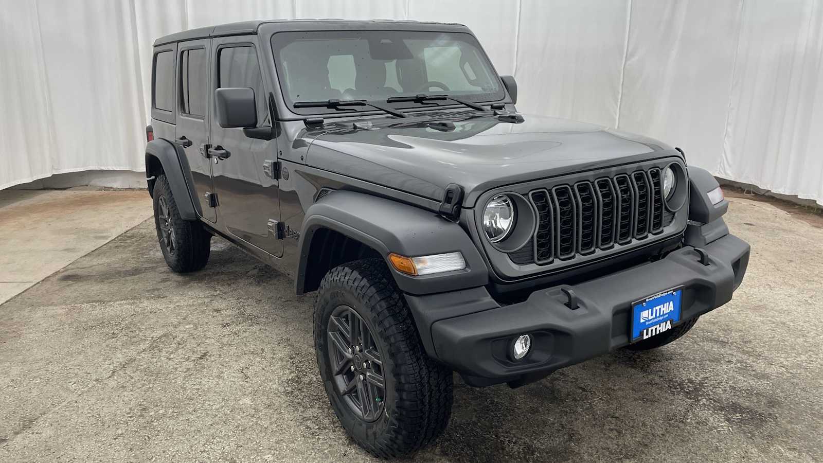 Thumbnail: 2026 Jeep Wrangler - 38