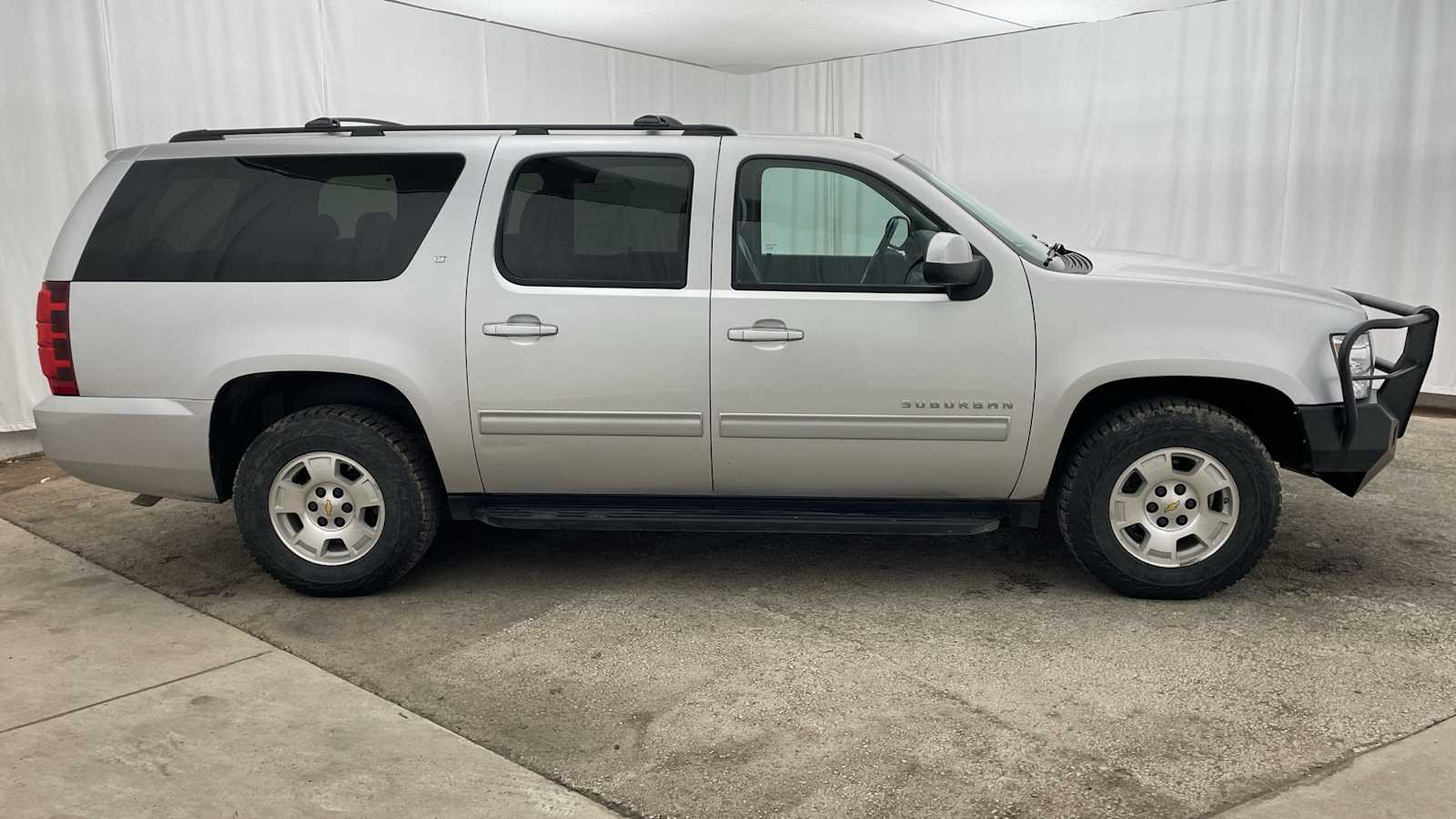 Thumbnail: 2014 Chevrolet Suburban - 37