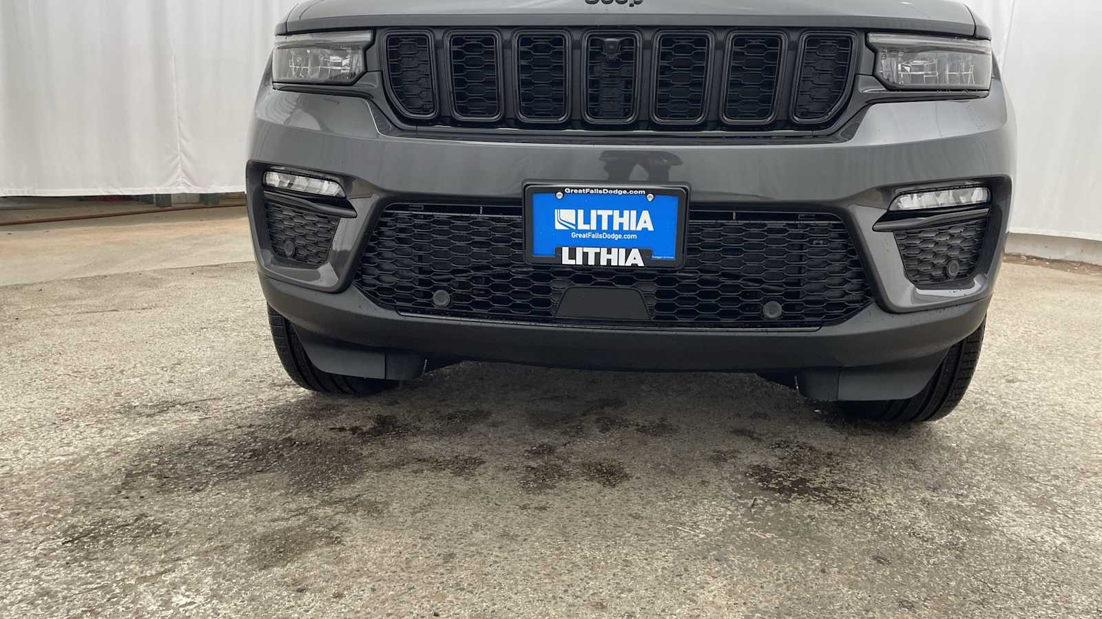 Thumbnail: 2025 Jeep Grand Cherokee - 41