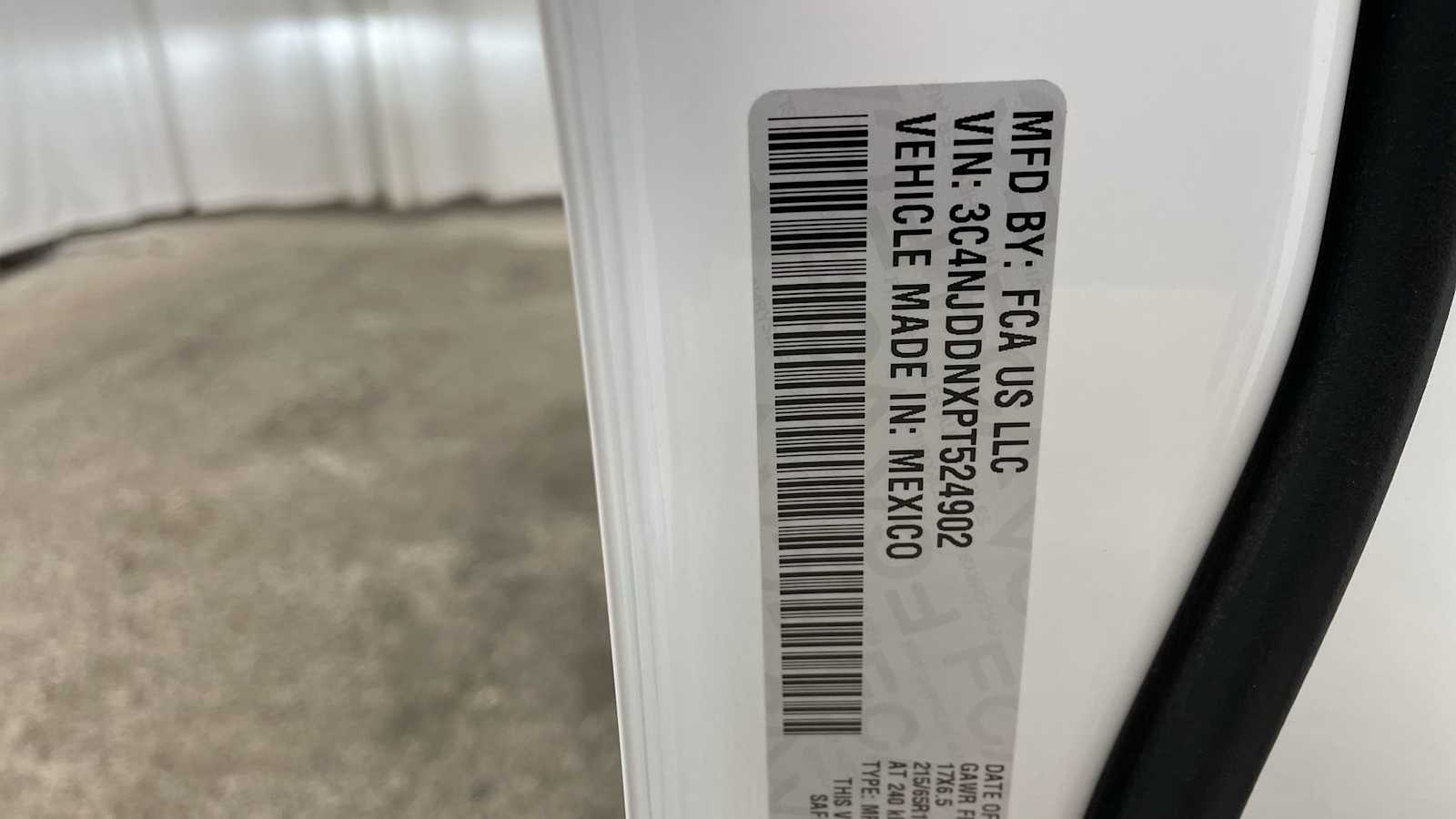 Thumbnail: 2023 Jeep Compass - 28