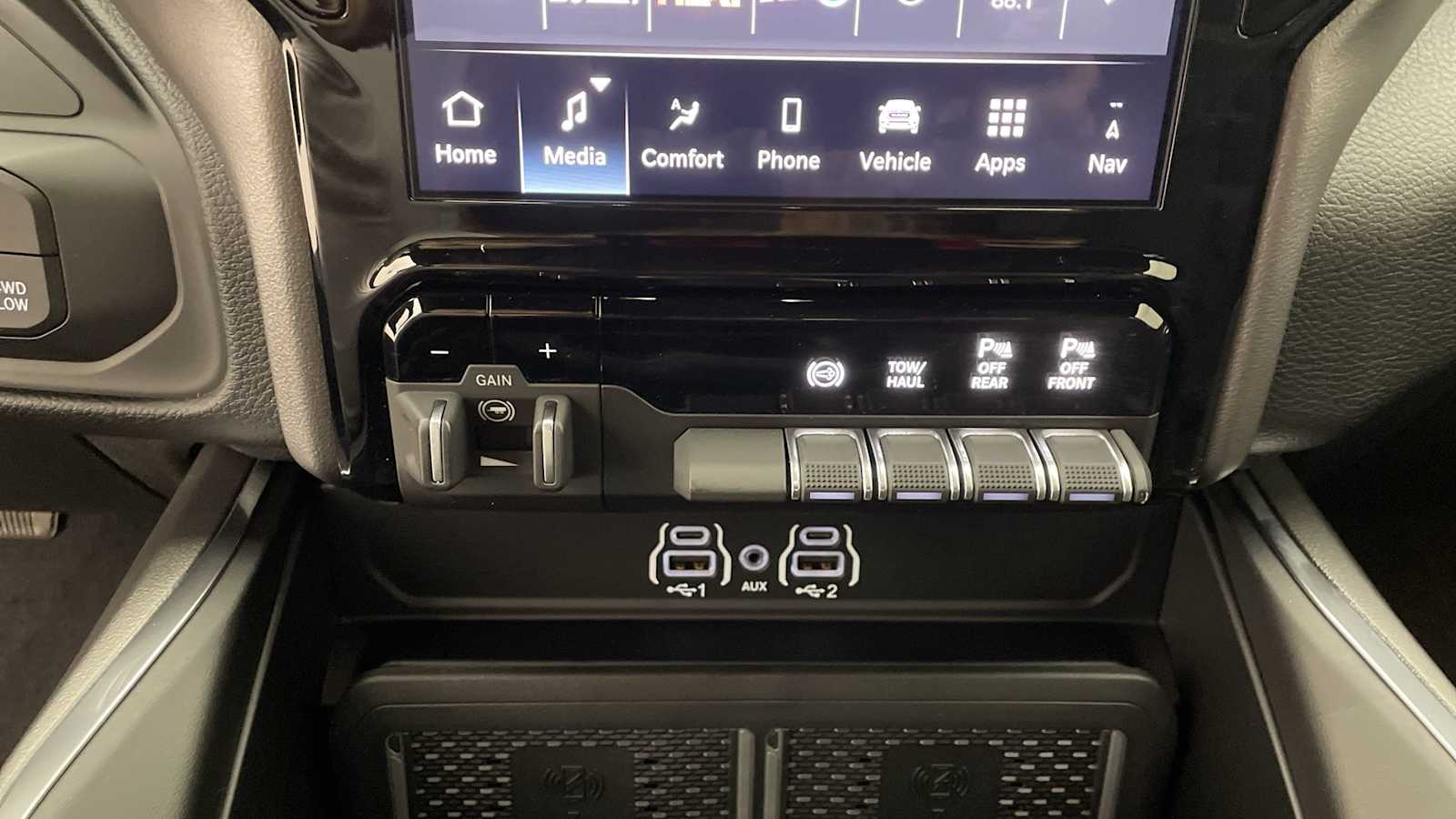 Thumbnail: 2026 RAM 2500 - 24