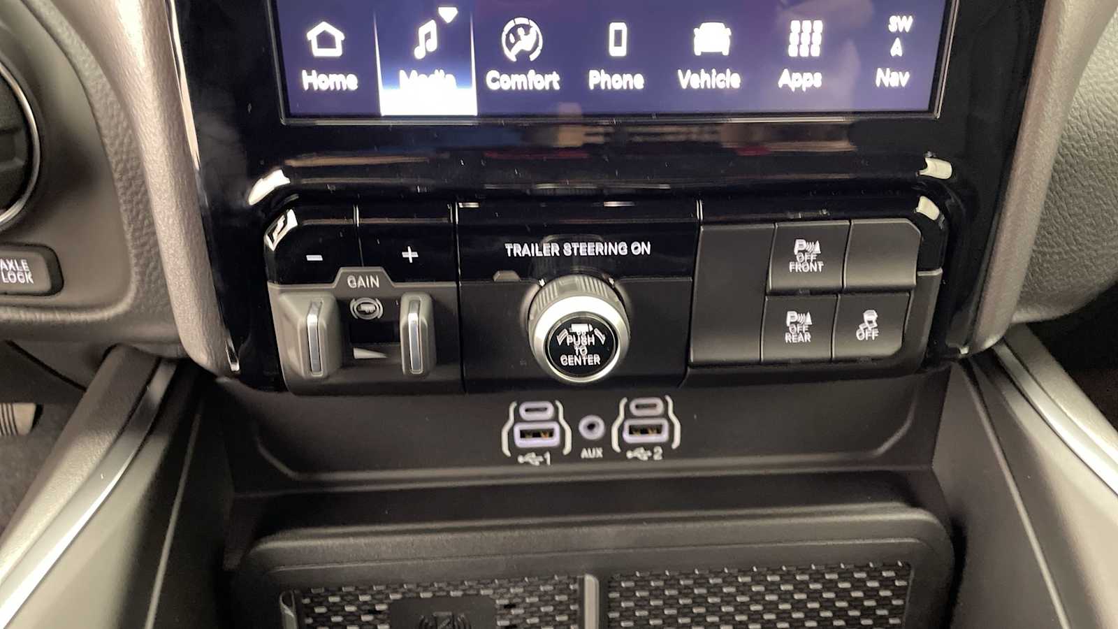 Thumbnail: 2026 RAM 1500 - 23