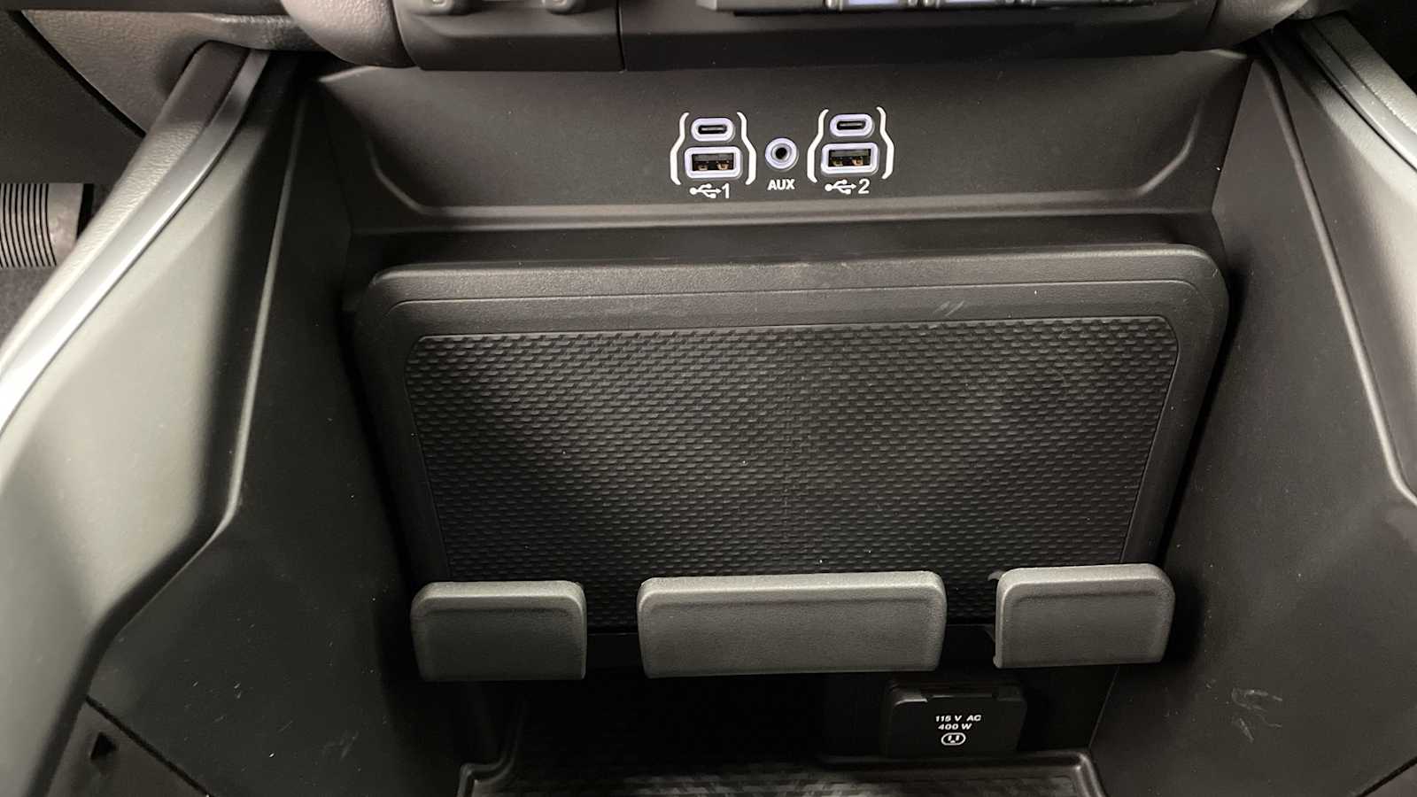 Thumbnail: 2026 RAM 1500 - 17