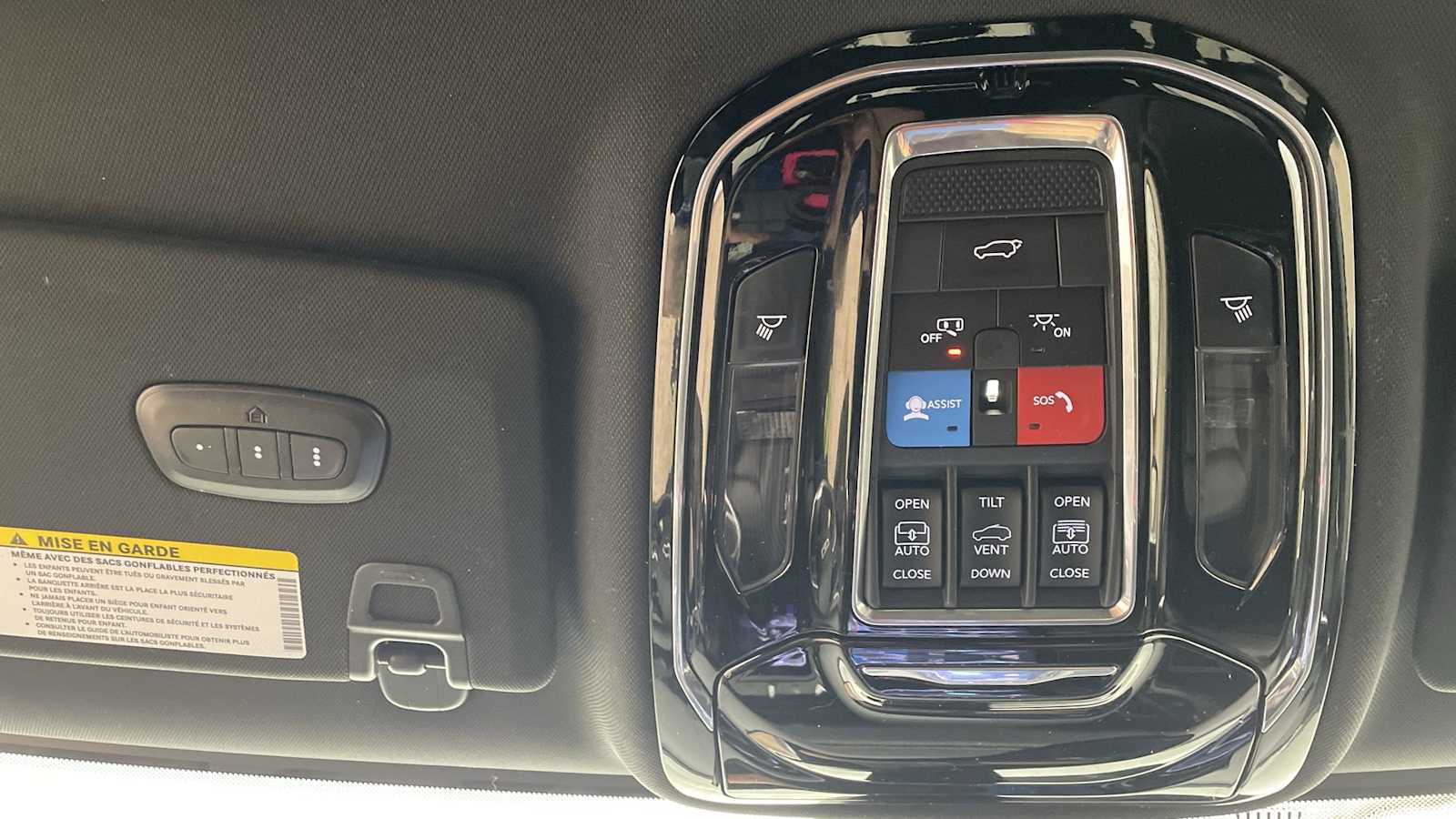 Thumbnail: 2023 Jeep Grand Cherokee - 26