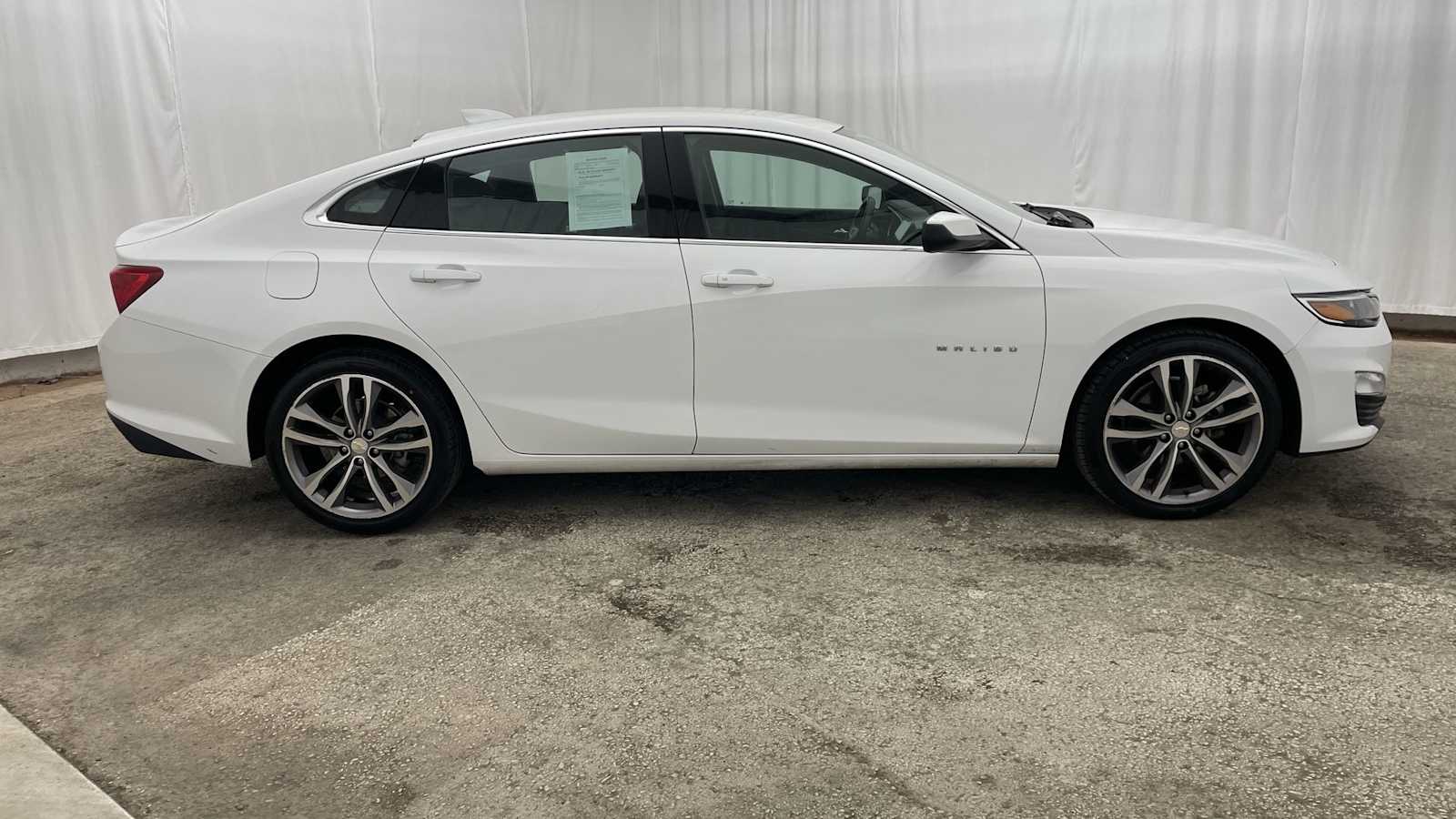 Thumbnail: 2023 Chevrolet Malibu - 33