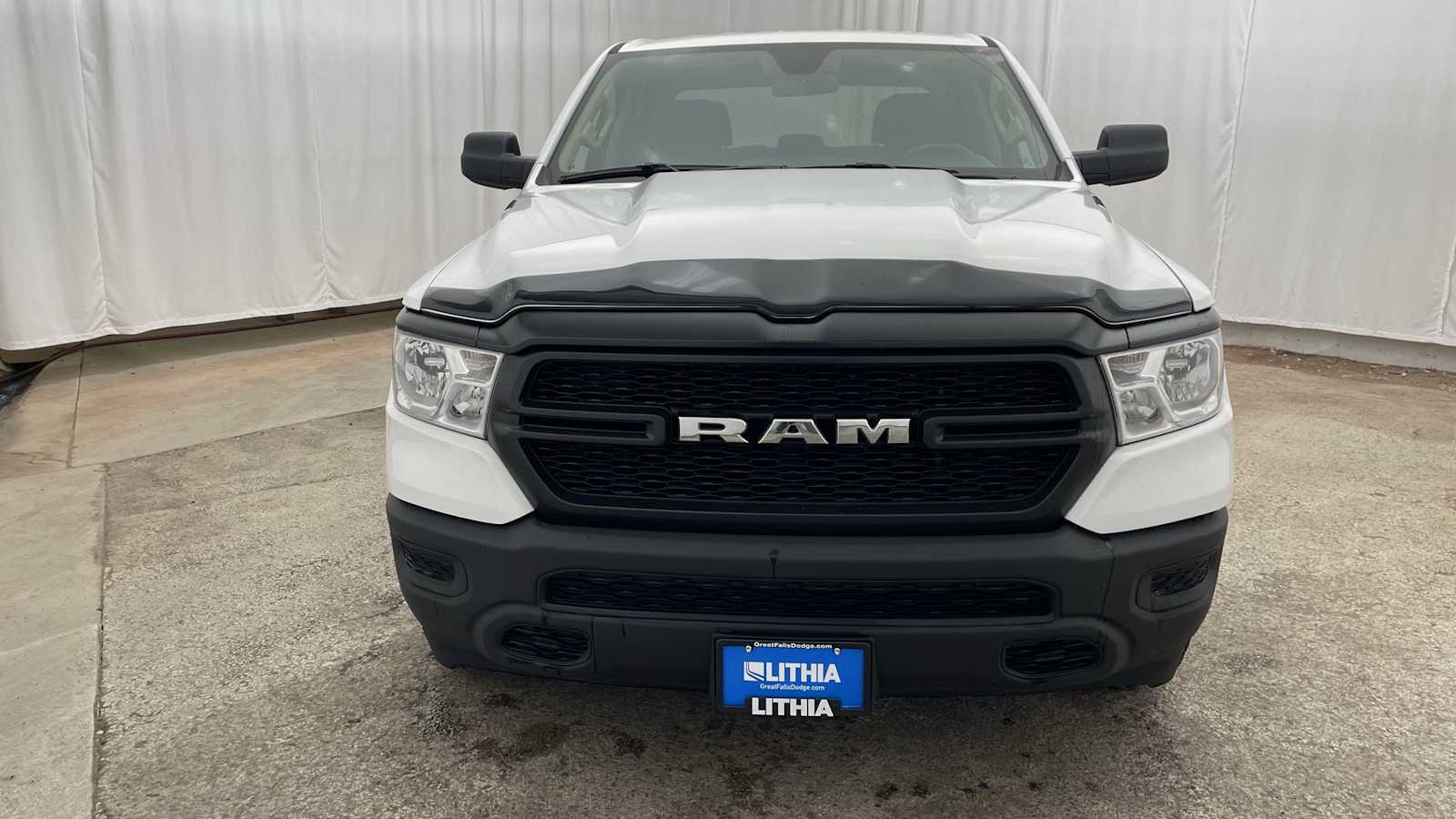Thumbnail: 2020 RAM 1500 - 32