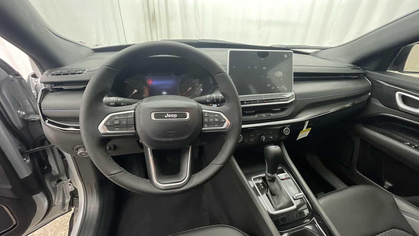 Thumbnail: 2026 Jeep Compass - 3