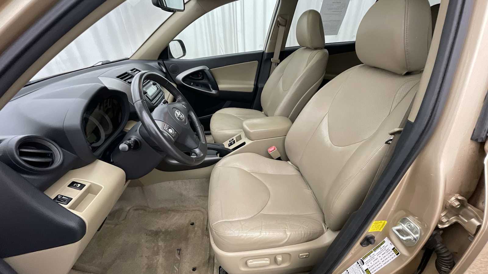 Thumbnail: 2012 Toyota RAV4 - 5