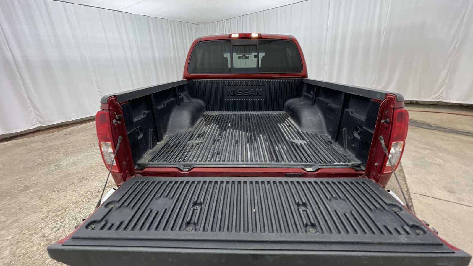 Thumbnail: 2016 Nissan Frontier - 26