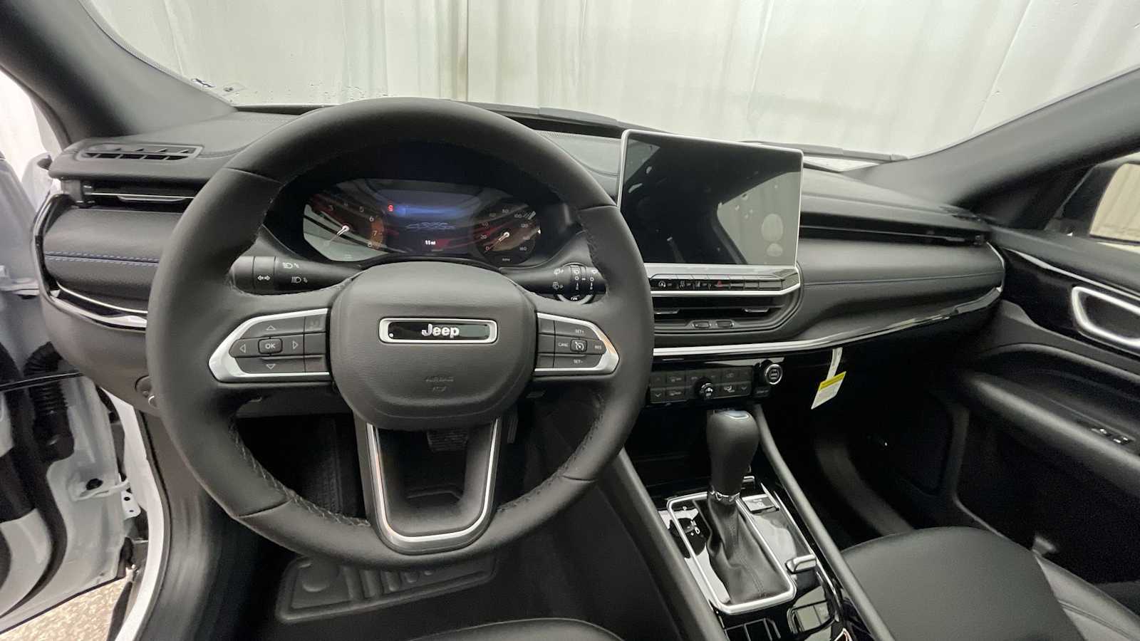 Thumbnail: 2026 Jeep Compass - 3