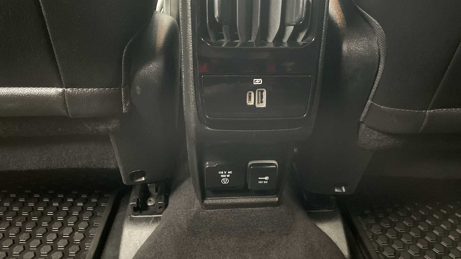 Thumbnail: 2022 Jeep Compass - 24