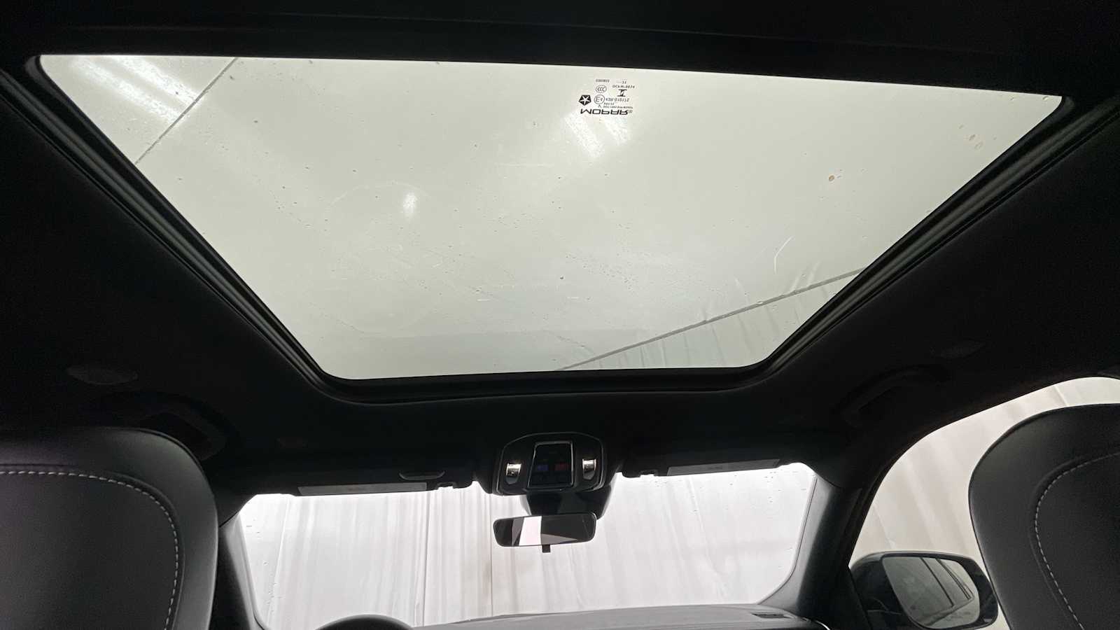 Thumbnail: 2025 Jeep Grand Cherokee - 9