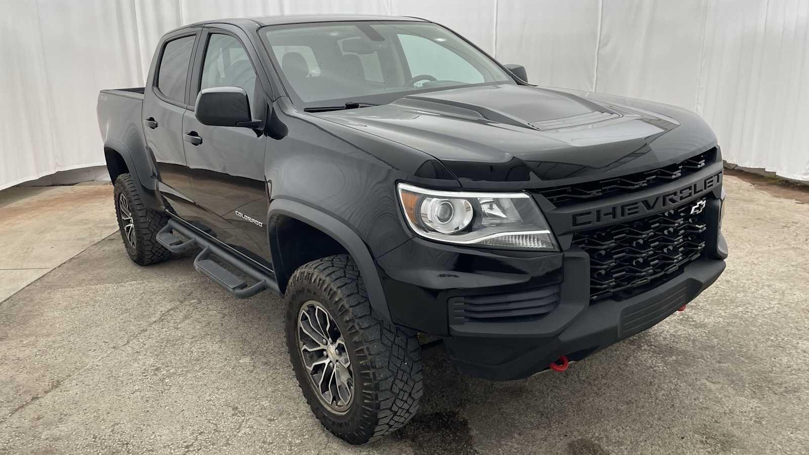 Thumbnail: 2022 Chevrolet Colorado - 38