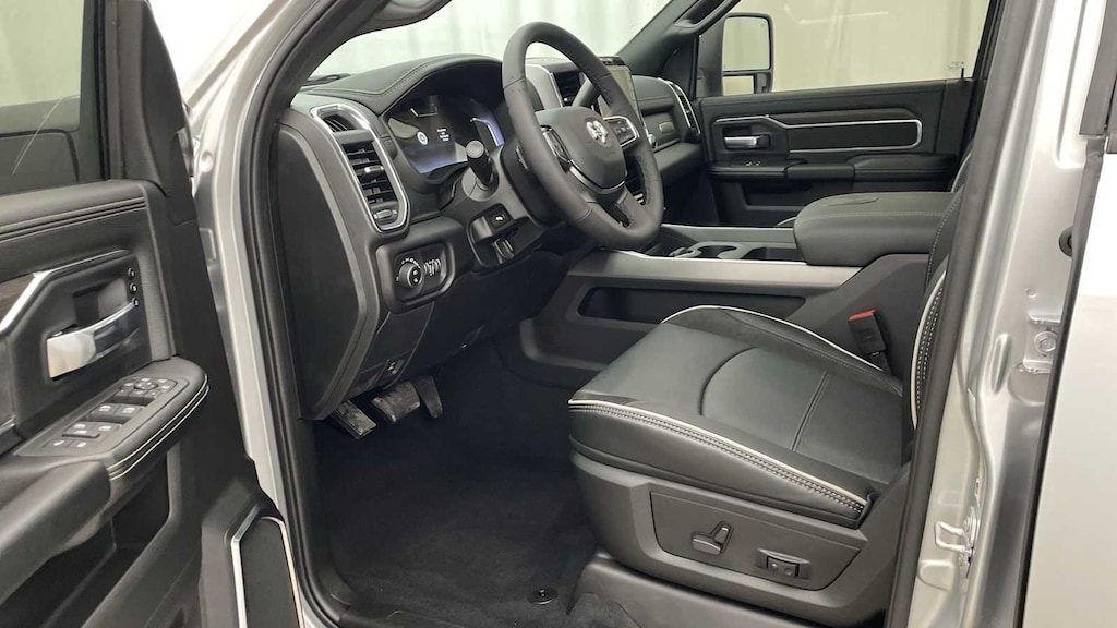 New 2026 Ram 2500 LARAMIE MEGA CAB 4X4 6'4 BOX Pickup