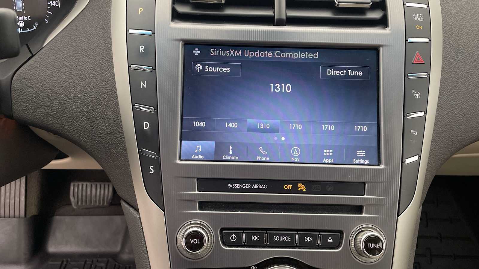 Thumbnail: 2020 Lincoln MKZ - 19
