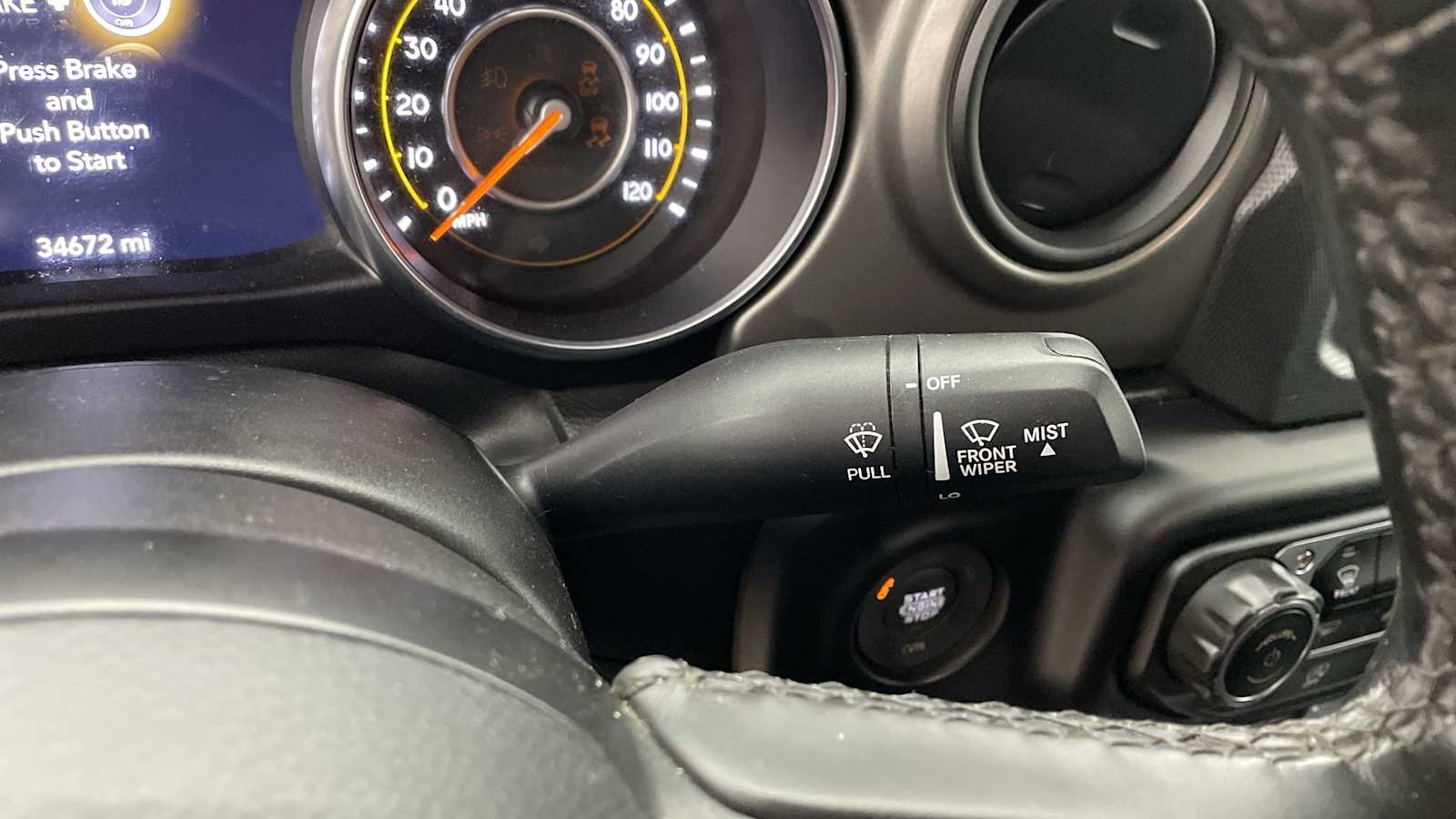 Thumbnail: 2023 Jeep Gladiator - 15